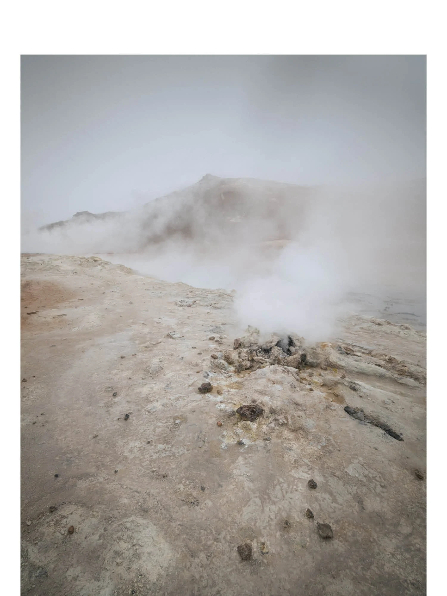 Une Terre de Brume