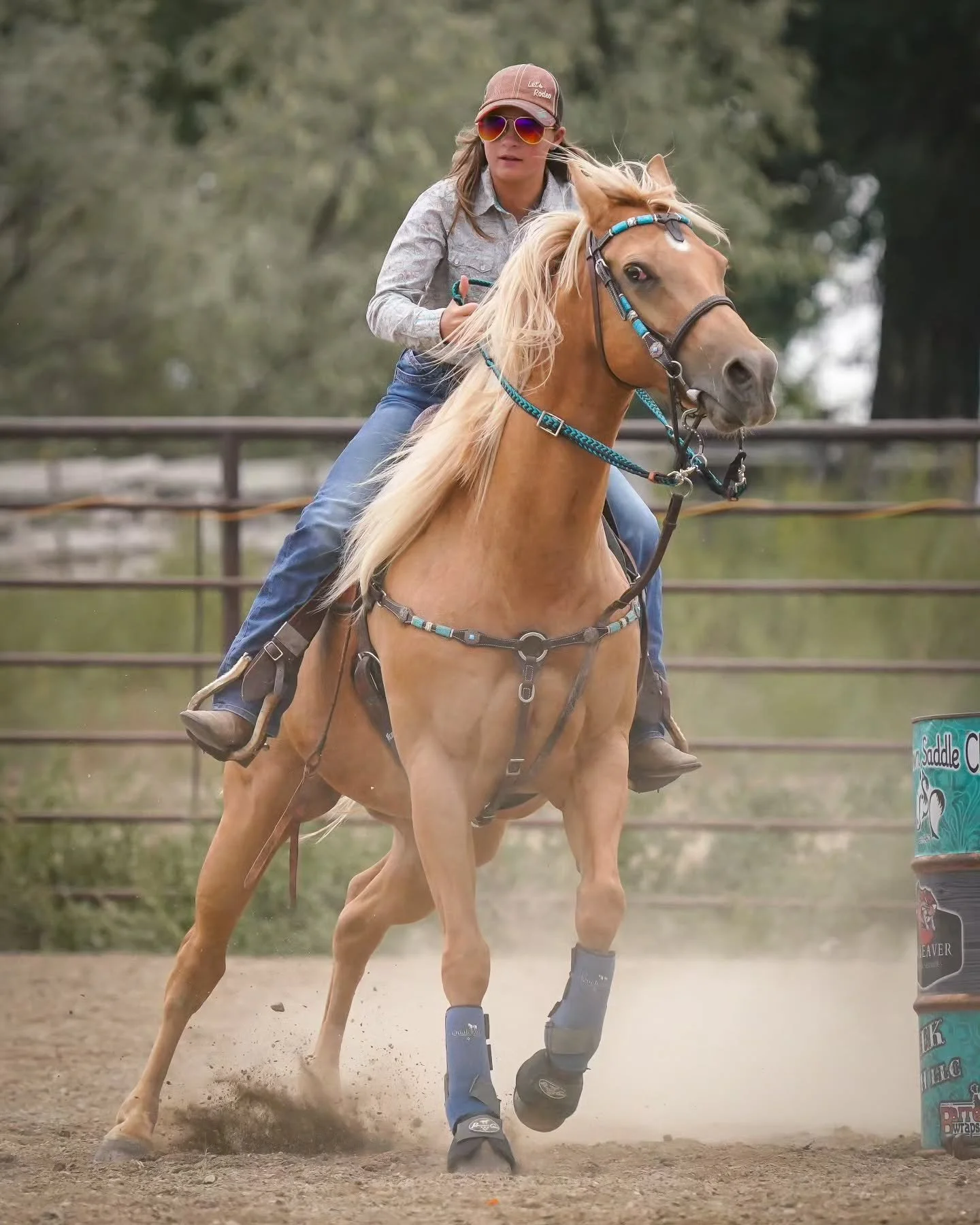 Happy Western Wednesday with these impressive cowgirls from the @johnstownsaddleclub show a few weeks ago! ➡️
It was an action packed show with lots of talented riders giving it their all. I'm happy I got a chance to photograph the event!
#WesternW
