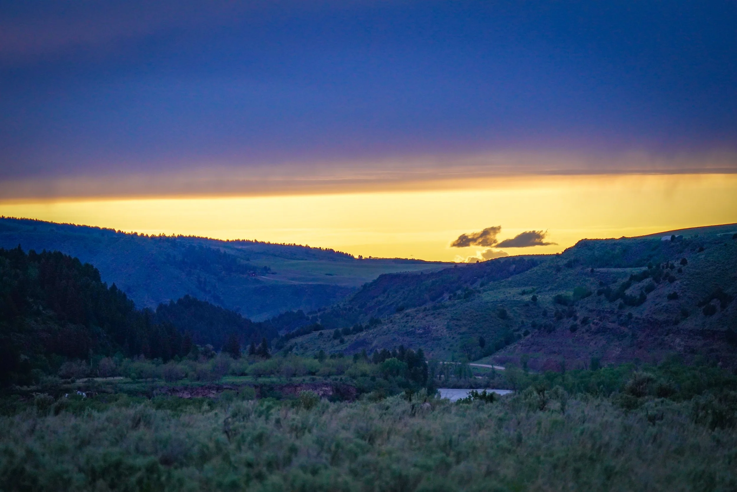 Moody evenings always have the best sunsets