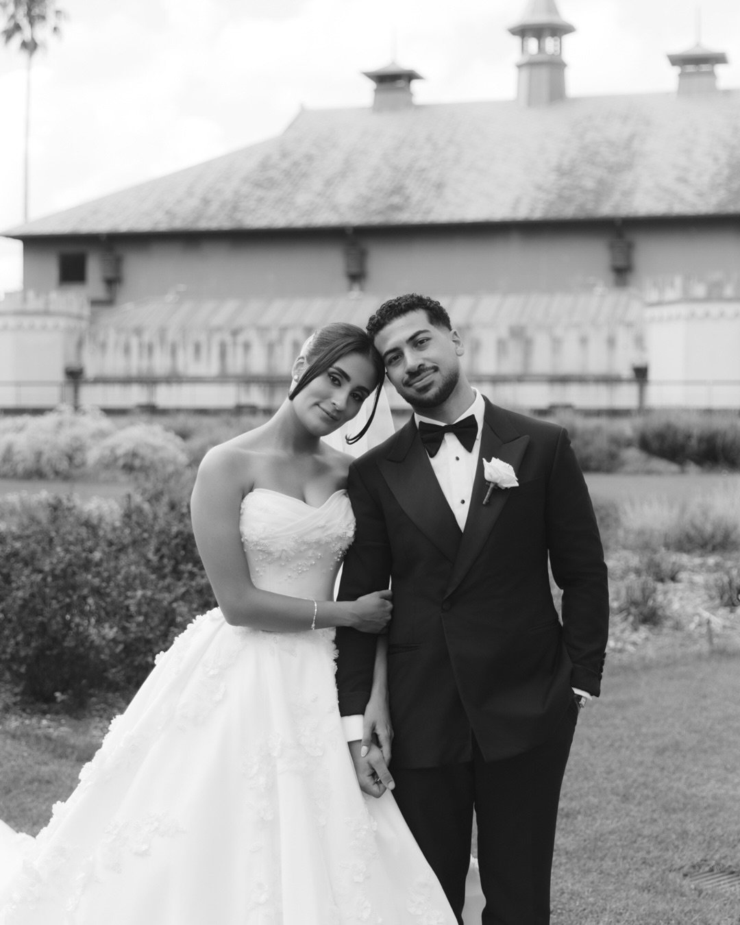 A moment for Isabella &amp; Christian.

{the crew}

Photography @julianrinaldiphotography 
Video @sodaweddingcreatives 
Bride @isabellafornero 
Groom @botros27 
On the Day Coordinator @designedbydevents
Dress @leahdagloria
Shoes @aquazzura
Jewellery 
