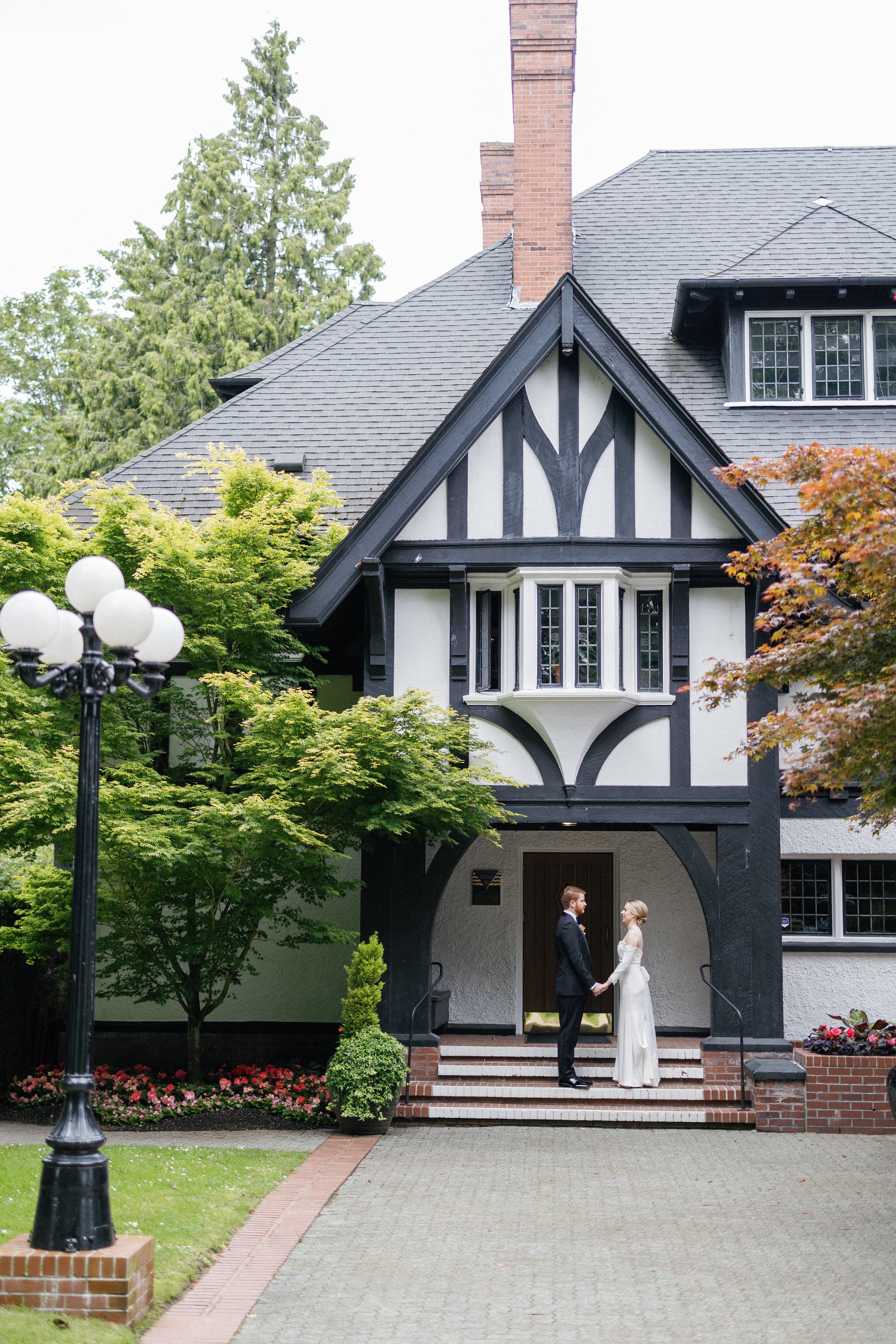 A Summer Soirée: Capturing Mia and Julian's Wedding at Brock House Restaurant