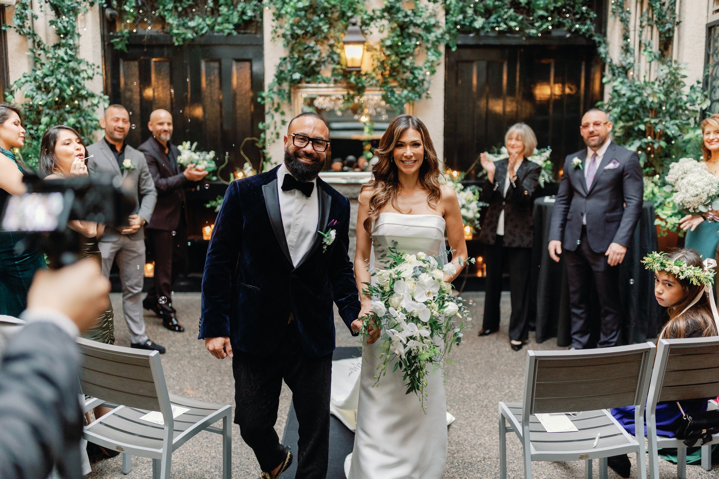 Beautiful wedding at Rosewood Hotel Georgia and Brix and Mortar