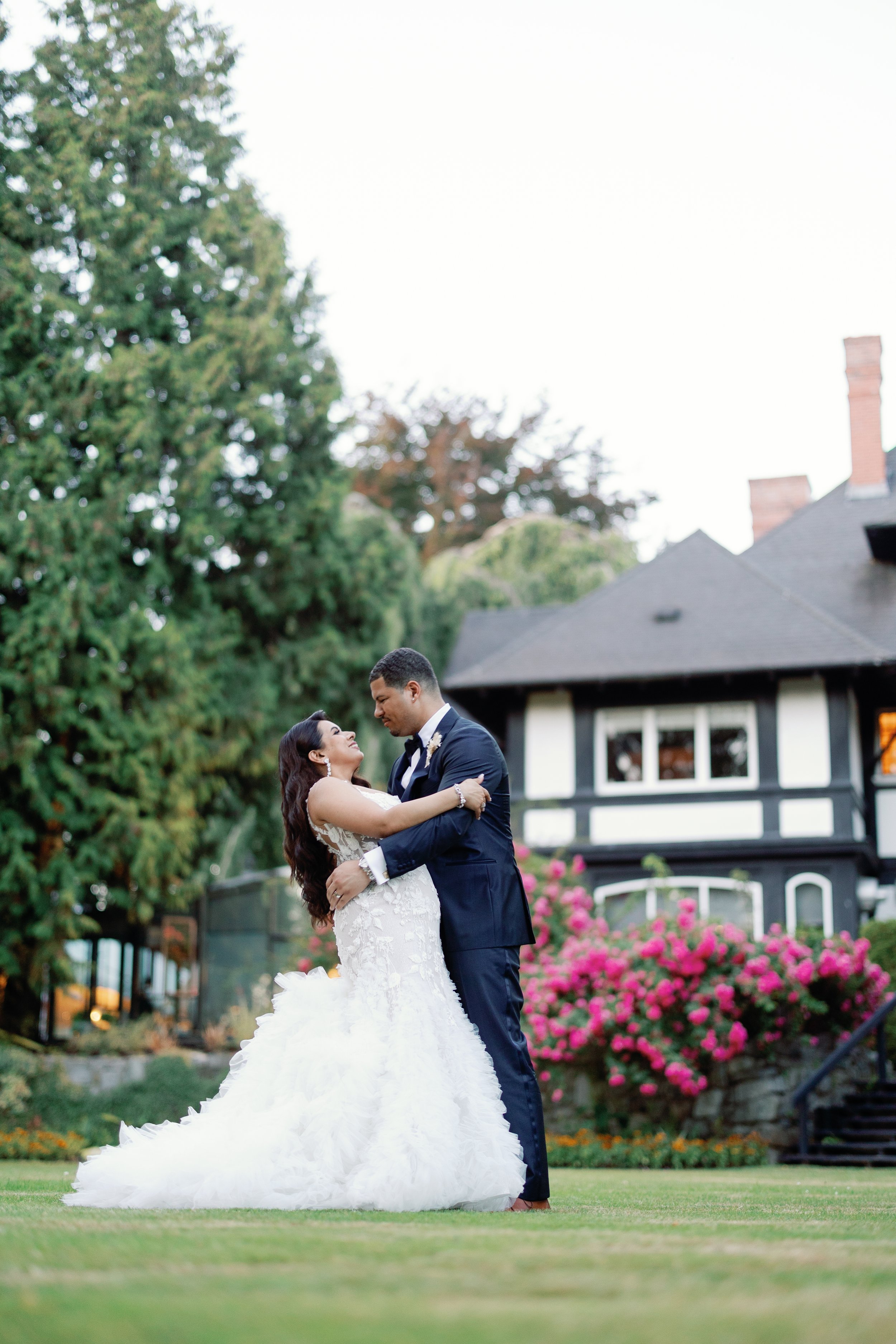 Summertime Brock House Wedding