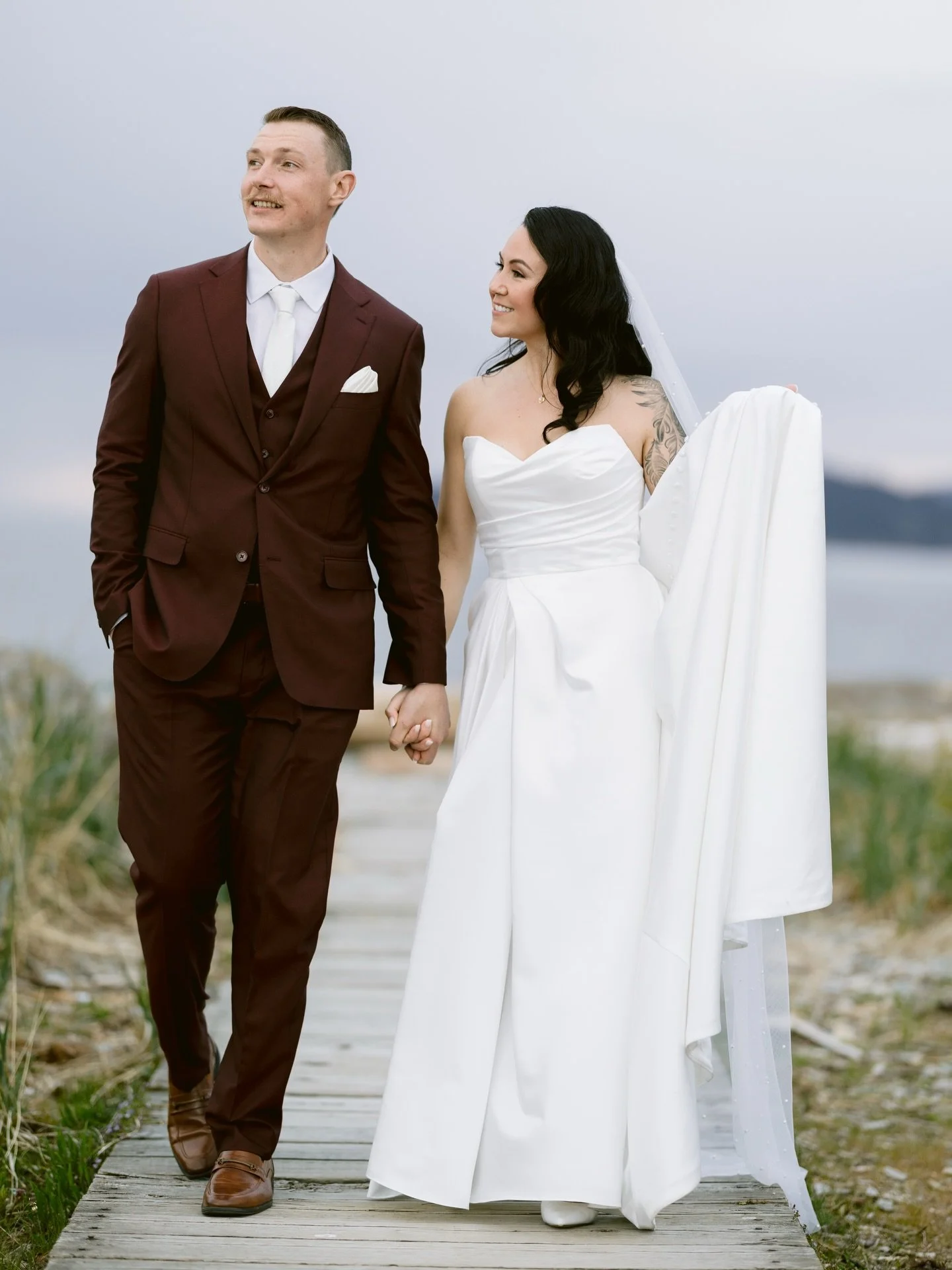 J + D 

deminphotography.com

#vancouverweddingphotography  #vancouverweddingphotographer #weddingphotography #wedding #bride