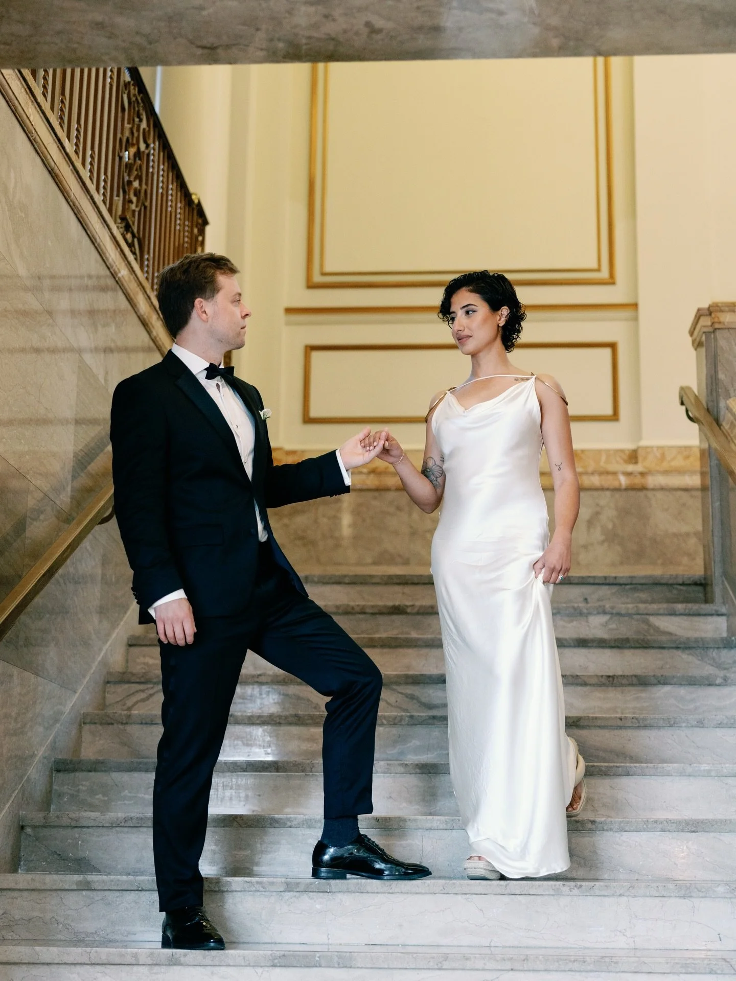 A + D 💕 

deminphotography.com

#vancouverweddingphotography  #vancouverweddingphotographer #weddingphotography #wedding #bride