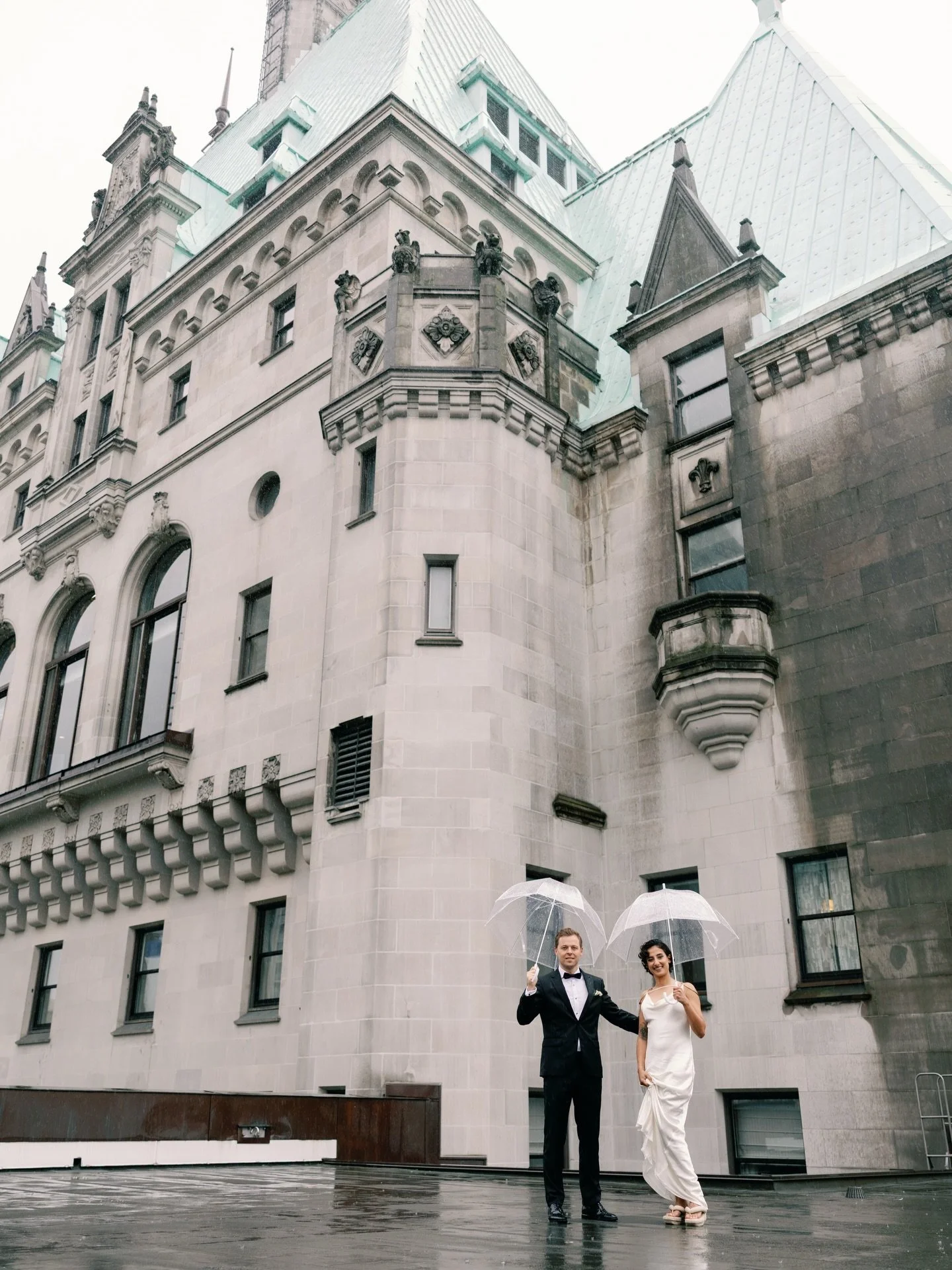 A + D ☔️💕 

deminphotography.com

#vancouverweddingphotography  #vancouverweddingphotographer #weddingphotography #wedding #bride