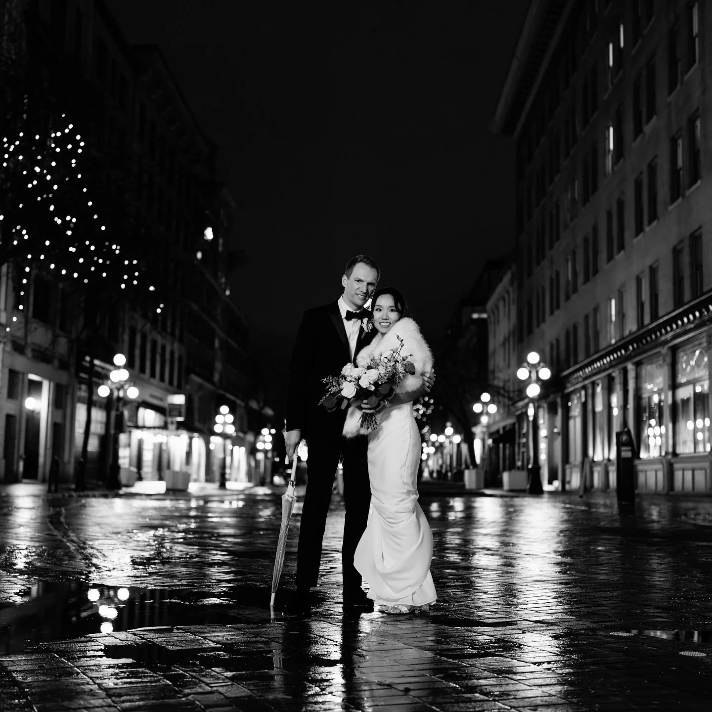 W + G 💕 

deminphotography.com

#vancouverweddingphotography  #vancouverweddingphotographer #weddingphotography #wedding #bride