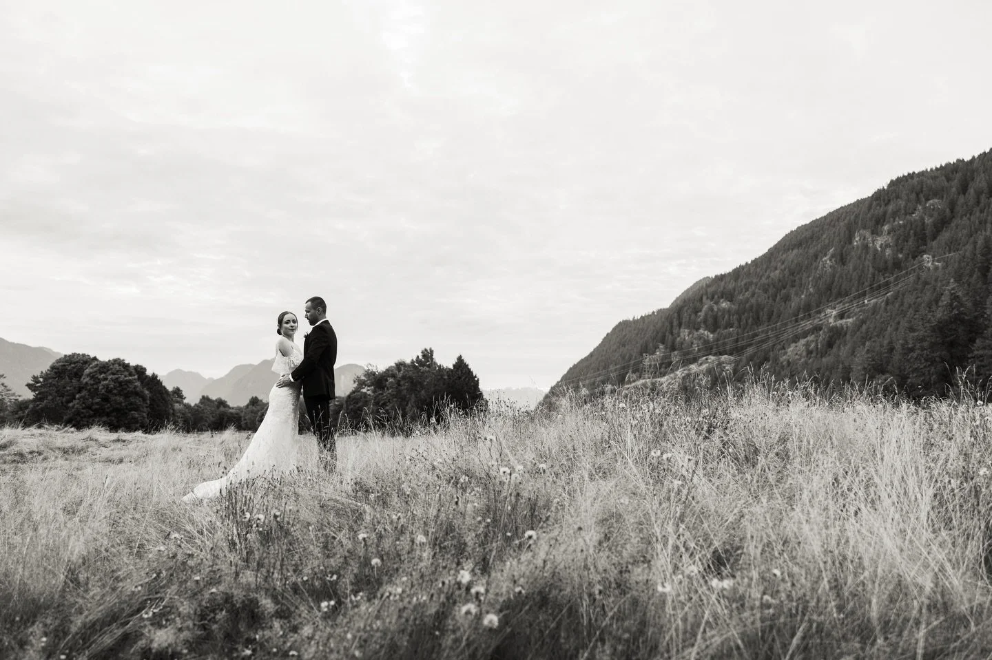 N + K 💕 

deminphotography.com

#vancouverweddingphotography  #vancouverweddingphotographer #weddingphotography #wedding #bride