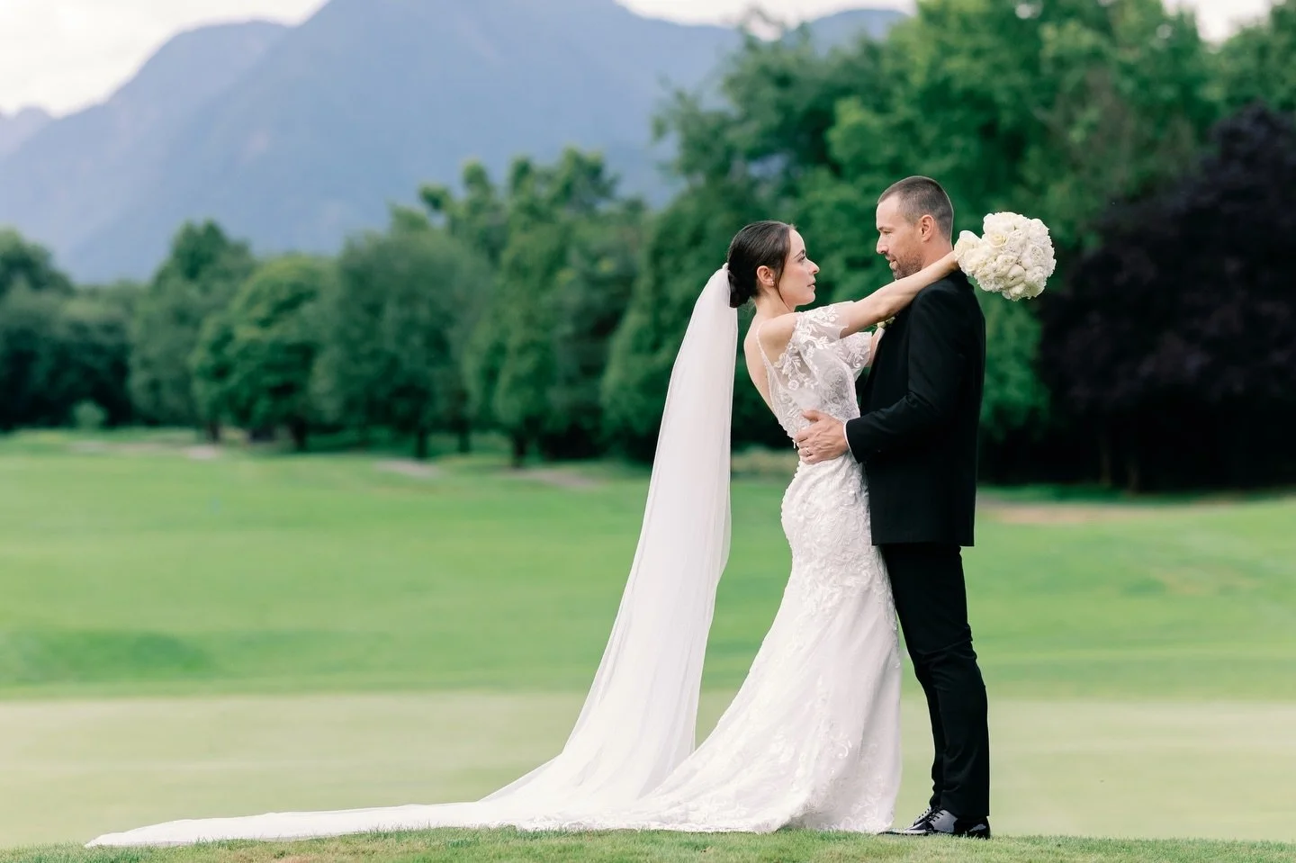 N + K 💕 

deminphotography.com

#vancouverweddingphotography  #vancouverweddingphotographer #weddingphotography #wedding #bride