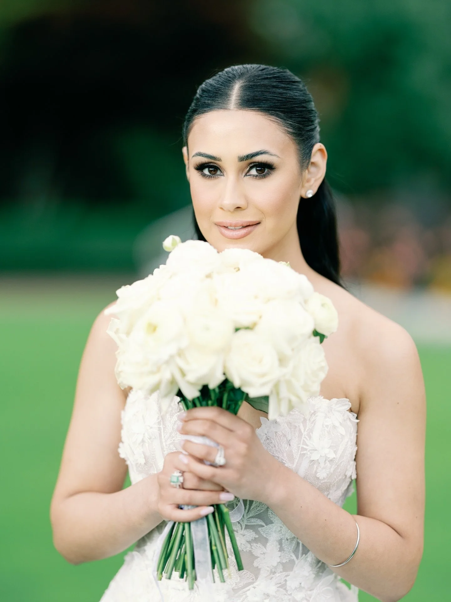 Kiran and 💐 

deminphotography.com

#vancouverweddingphotography  #vancouverweddingphotographer #weddingphotography #wedding #bride