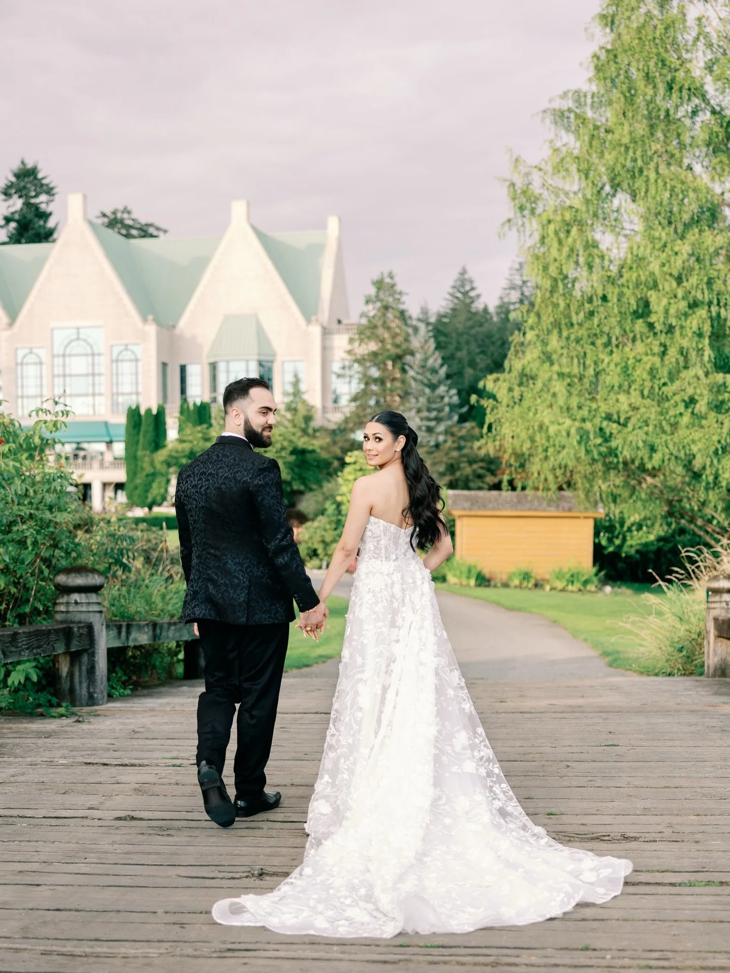 K + E 💕 

deminphotography.com

#vancouverweddingphotography  #vancouverweddingphotographer #weddingphotography #wedding #bride