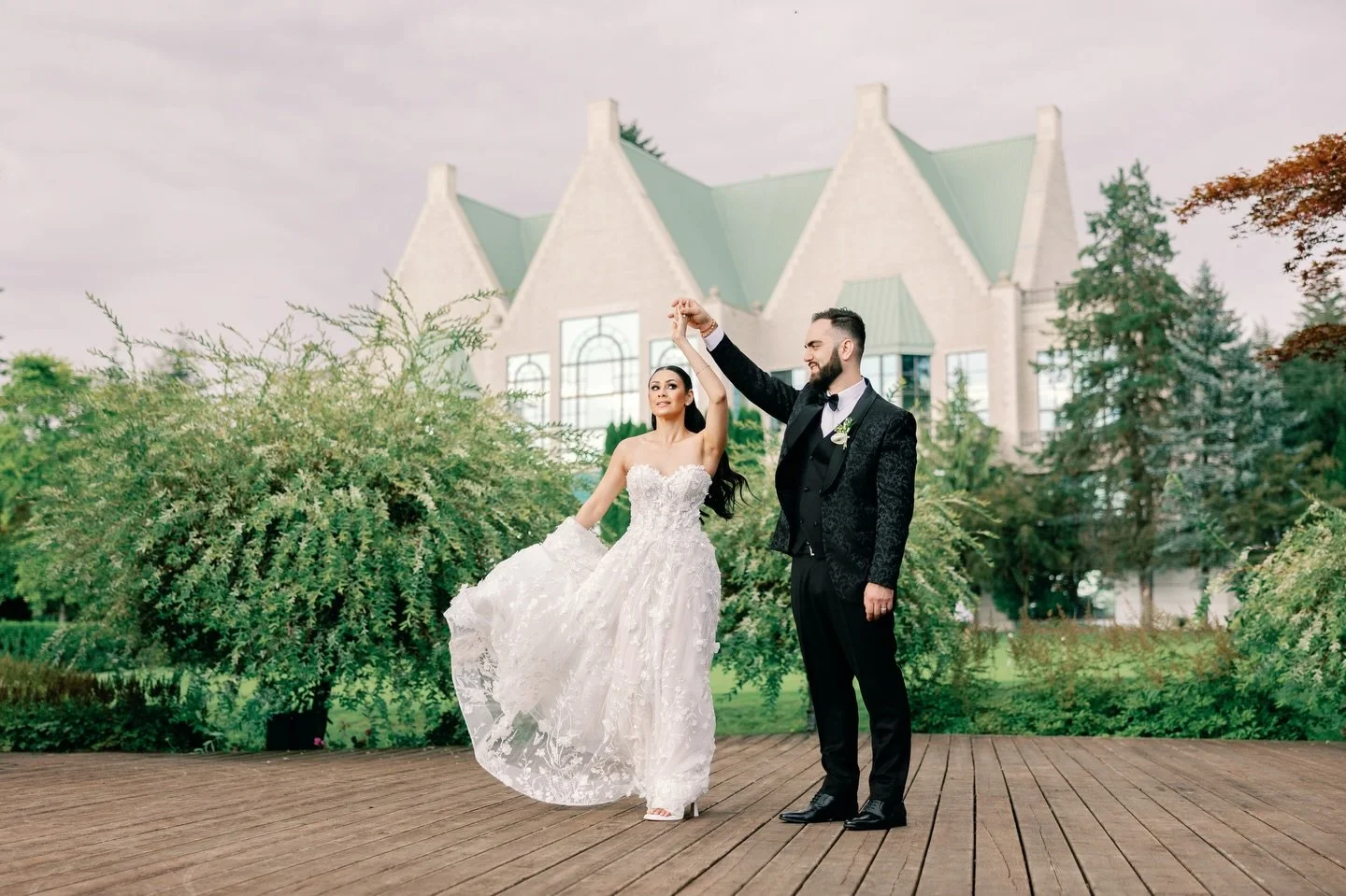 K + E 💕 

deminphotography.com

#vancouverweddingphotography  #vancouverweddingphotographer #weddingphotography #wedding #bride