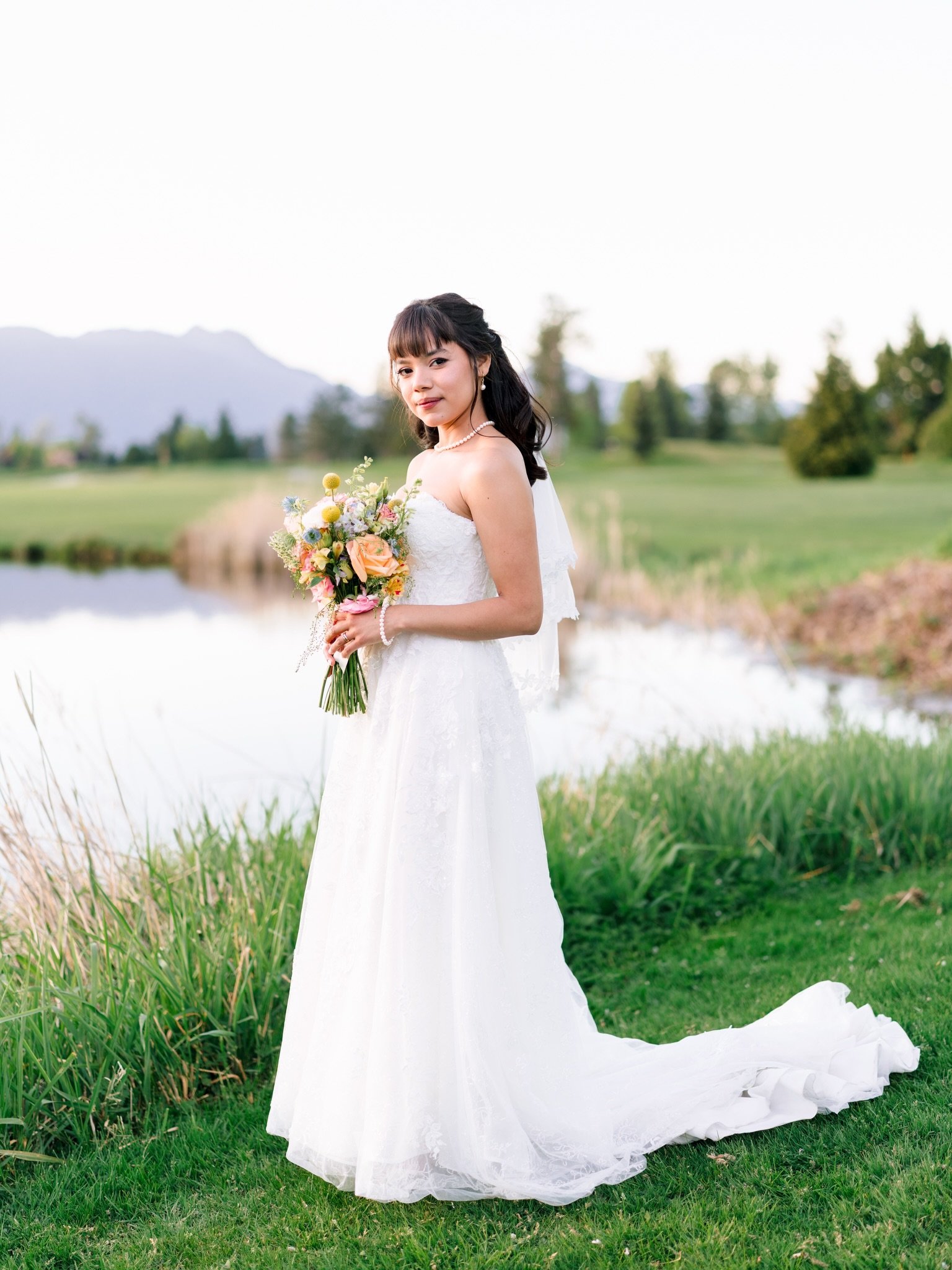 Erica 💐 

deminphotography.com

#vancouverweddingphotography  #vancouverweddingphotographer #weddingphotography #wedding #bride