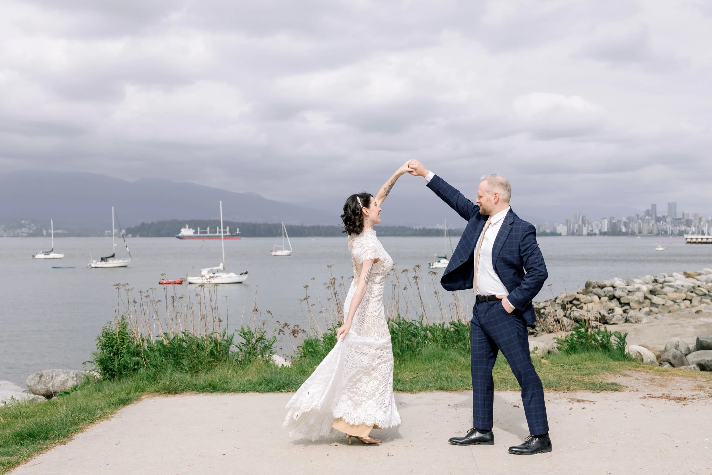 J + M 💕 at Jericho beach 

deminphotography.com

#vancouverweddingphotography  #vancouverweddingphotographer #weddingphotography #wedding #bride