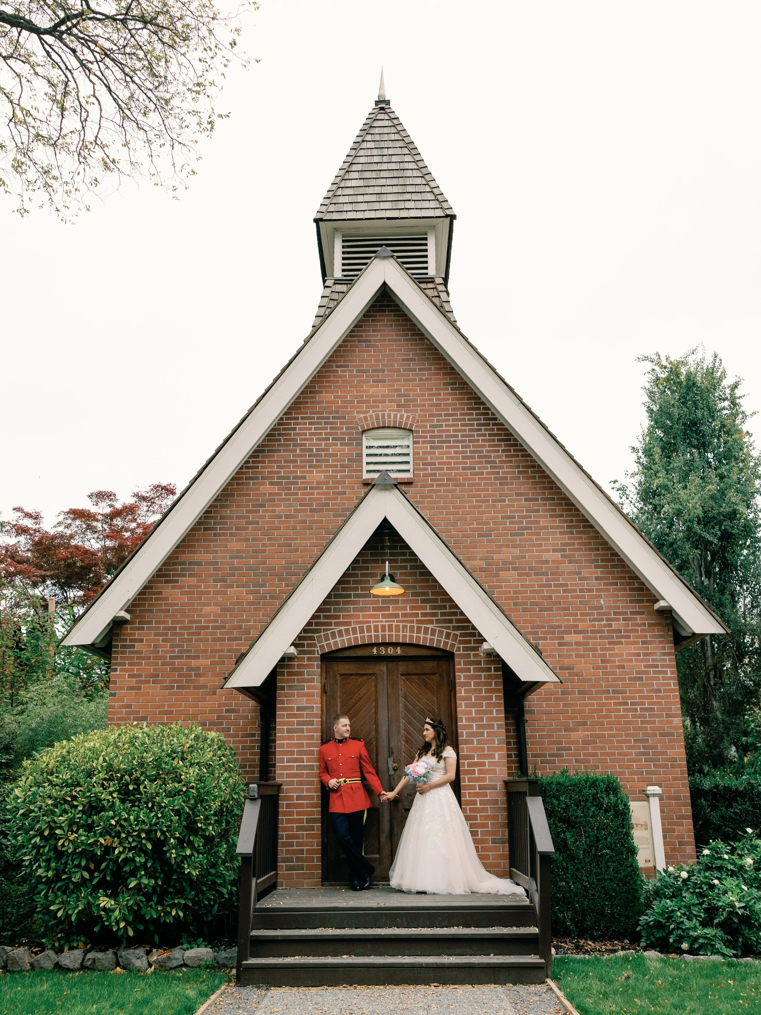 Natalie and Oliver&rsquo;s wedding at Clayburn Village Church 

deminphotography.com

#vancouverweddingphotography  #vancouverweddingphotographer #weddingphotography #wedding #bride
