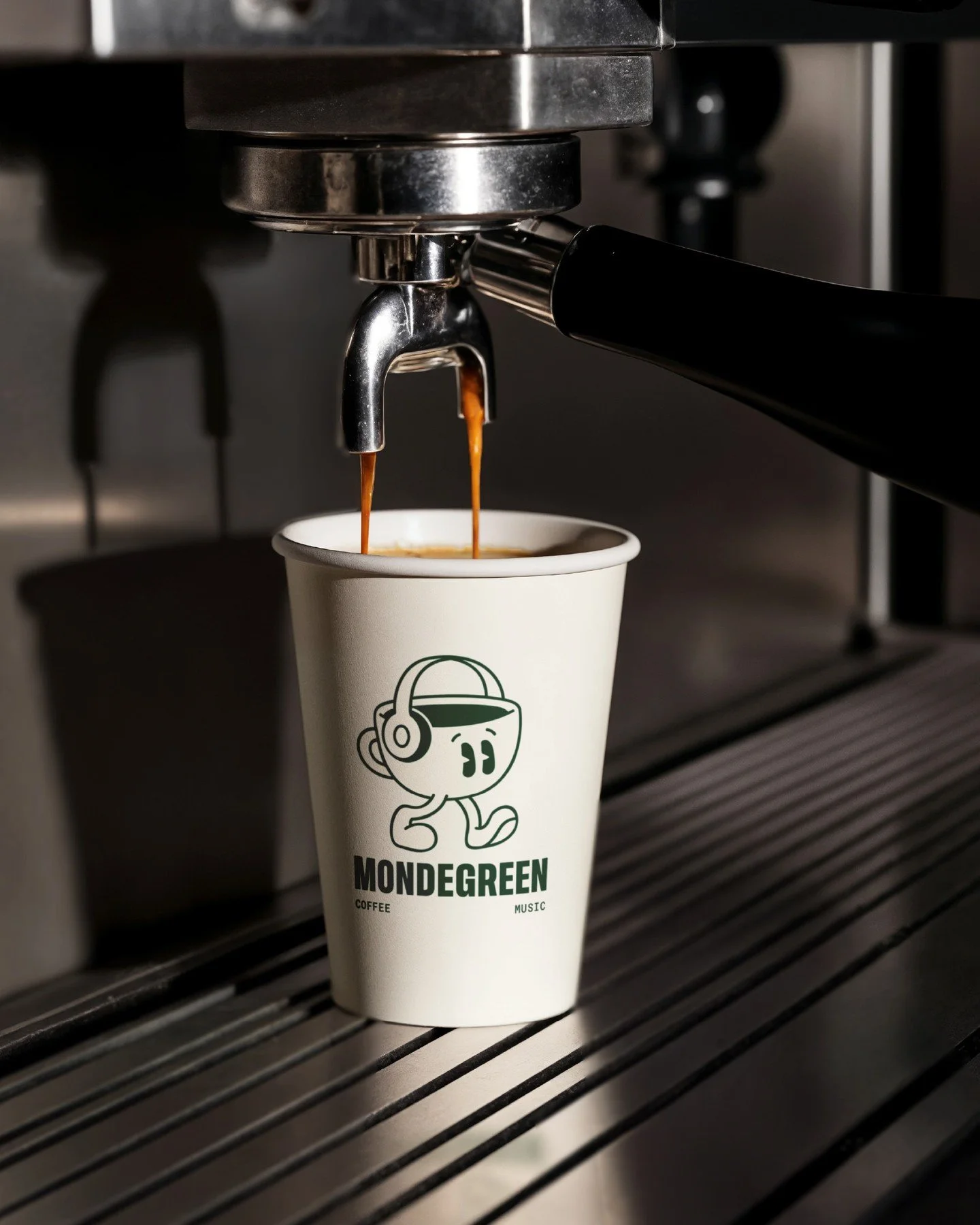 What's a mondegreen? Swipe to find out➡️ 

It's also the name of a coffee &amp; vinyl shop founded by 3 lifelong friends. They were inspired by a shared love of coffee, music, and a desire to create a space for their community.

We developed a visual