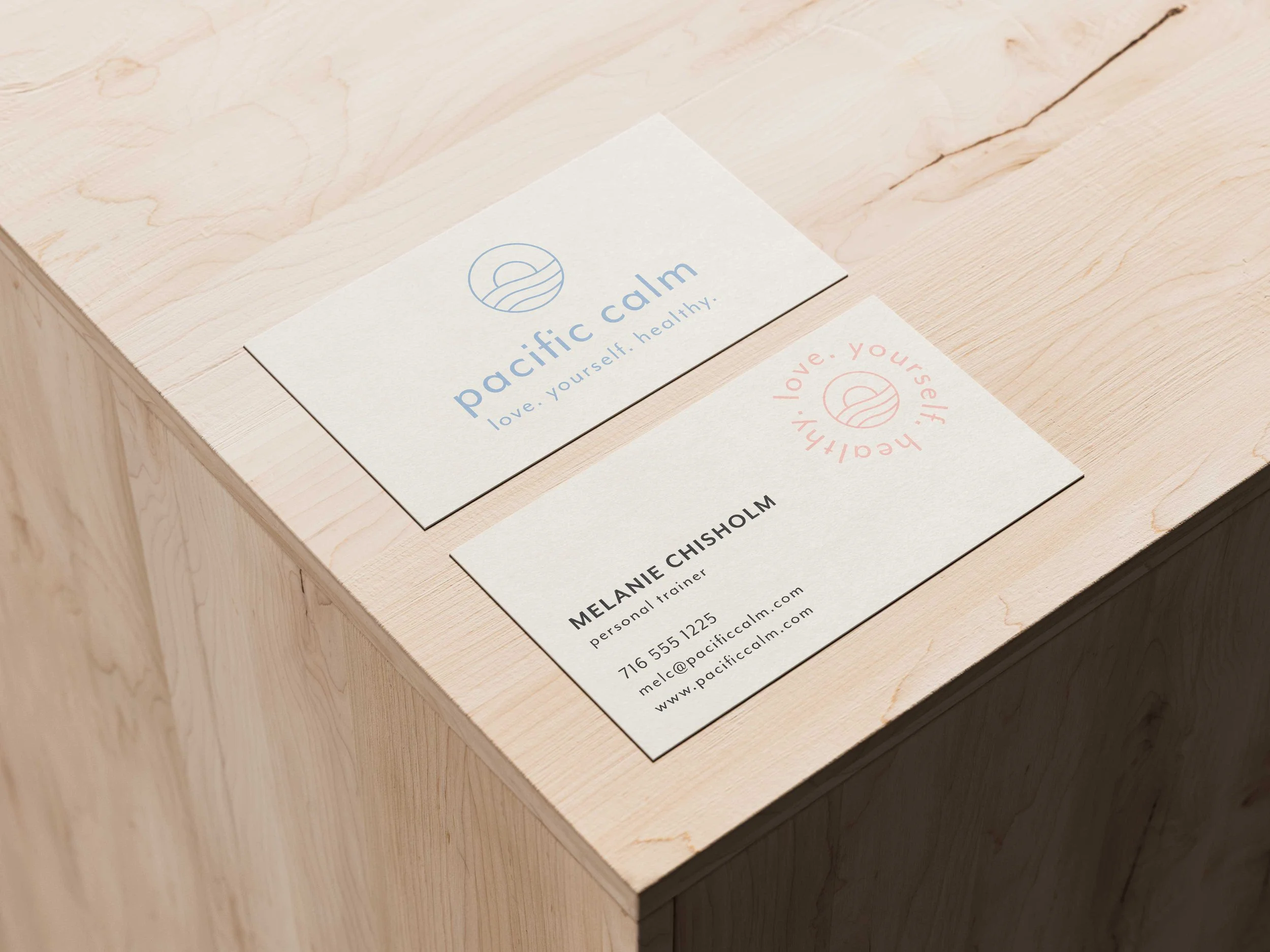 pacificcalm-bizcardmockup.jpg