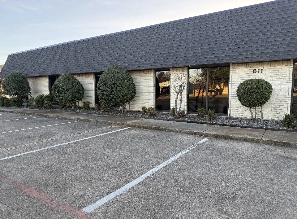 Ennis Exterior_Close up.jpg