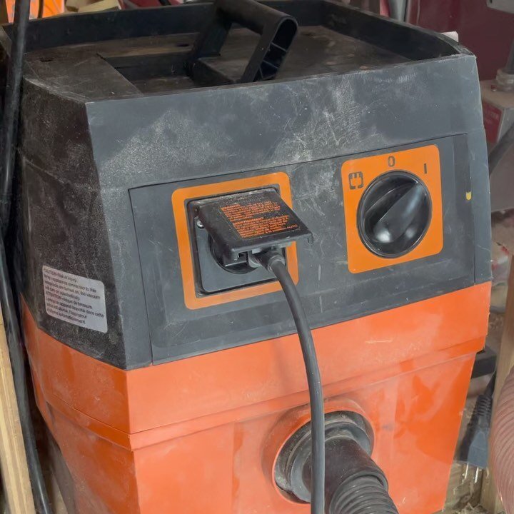 SOUND ON
-
The more I&rsquo;ve worked with power tools, the more I&rsquo;ve learned to LISTEN to the tools while they do their work. This vacuum is awesome, has nearly much suction with a fresh bag as one that&rsquo;s 99% filled which makes it hard t