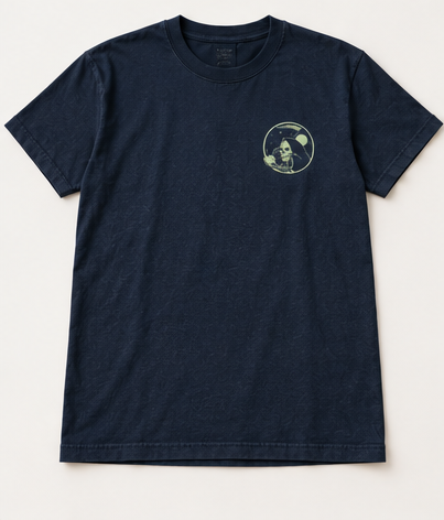 05_shirt_front_flat.png