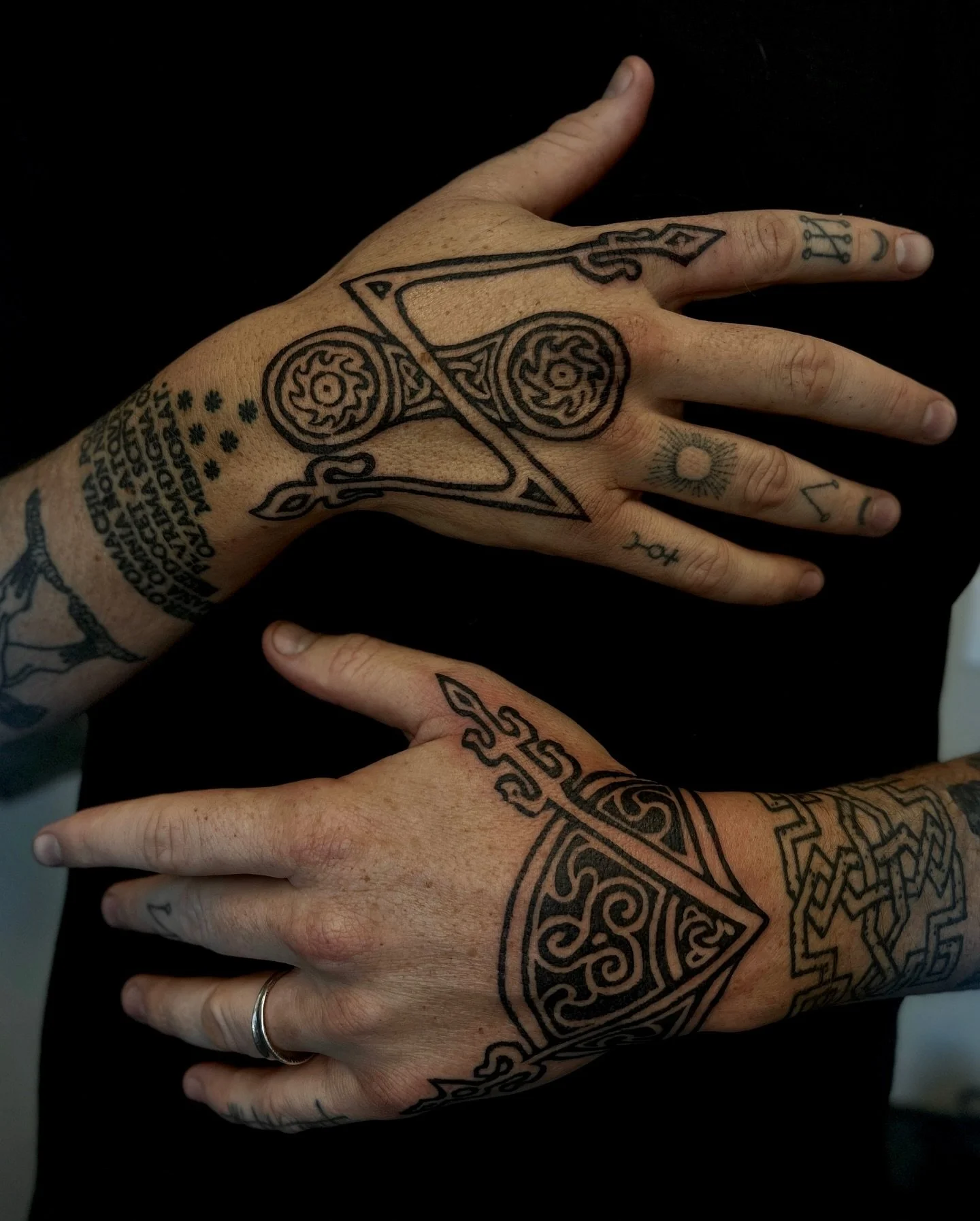 Pictish/druidic tattoo adaptation 🔹 swipe to see original garage sale(?) sculpture. 
#pictishtattoo #ancienttattoo #historicaltattoo #ornamentaltattoo #pdxtattoo #pdxtattooartist #seattletattoo #bayareatattoo #pnwtattoo #qttr