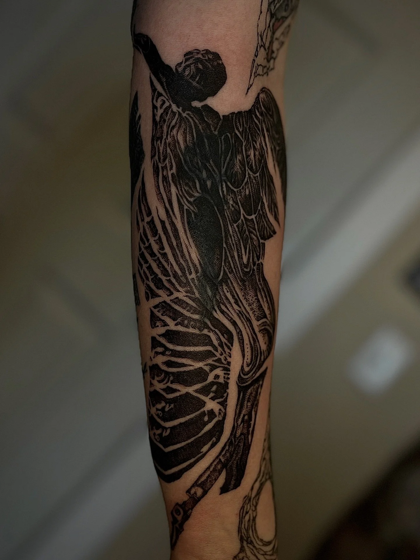 First round of shading done on this 5-coverup sleeve 🧿Very excited to continue&hellip; 
#collagetattoo #mixedmediatattoo #pdxtattoo #portlandoregontattoo #qttr