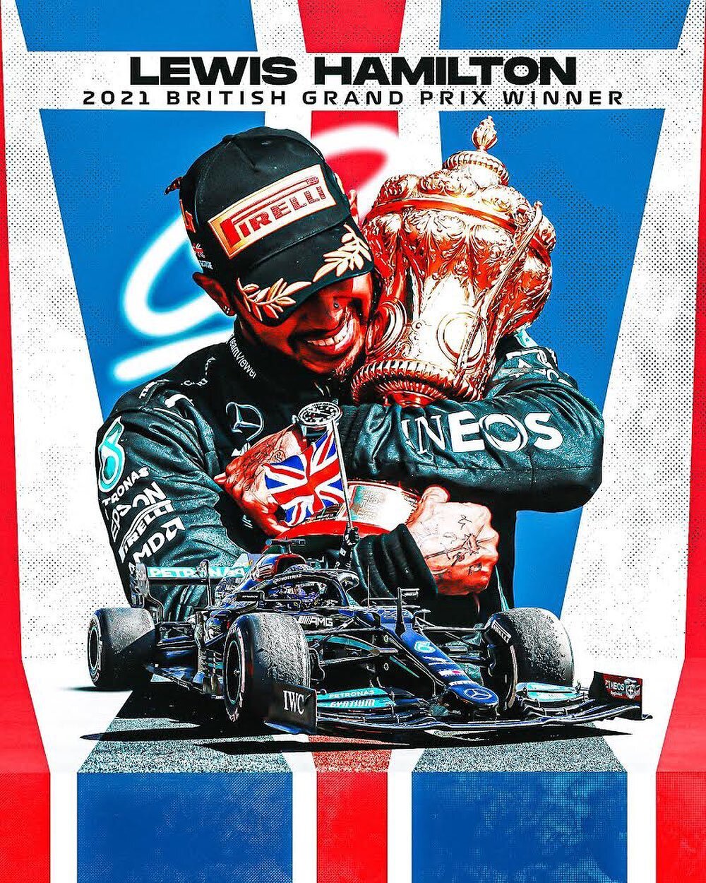 A dramatic British Grand Prix saw the home favourite Lewis Hamilton score the victory to tighten up the championship battle with Max Verstappen after the two drivers came together on the opening lap!

(📸: @wackerdesigns)

#formula1 #f1 #formula1spor