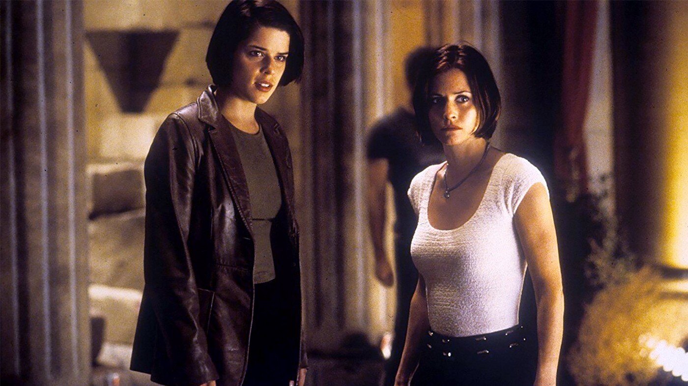 Neve Campbell and Courteney Cox in Scream 2 (tMDB). 
