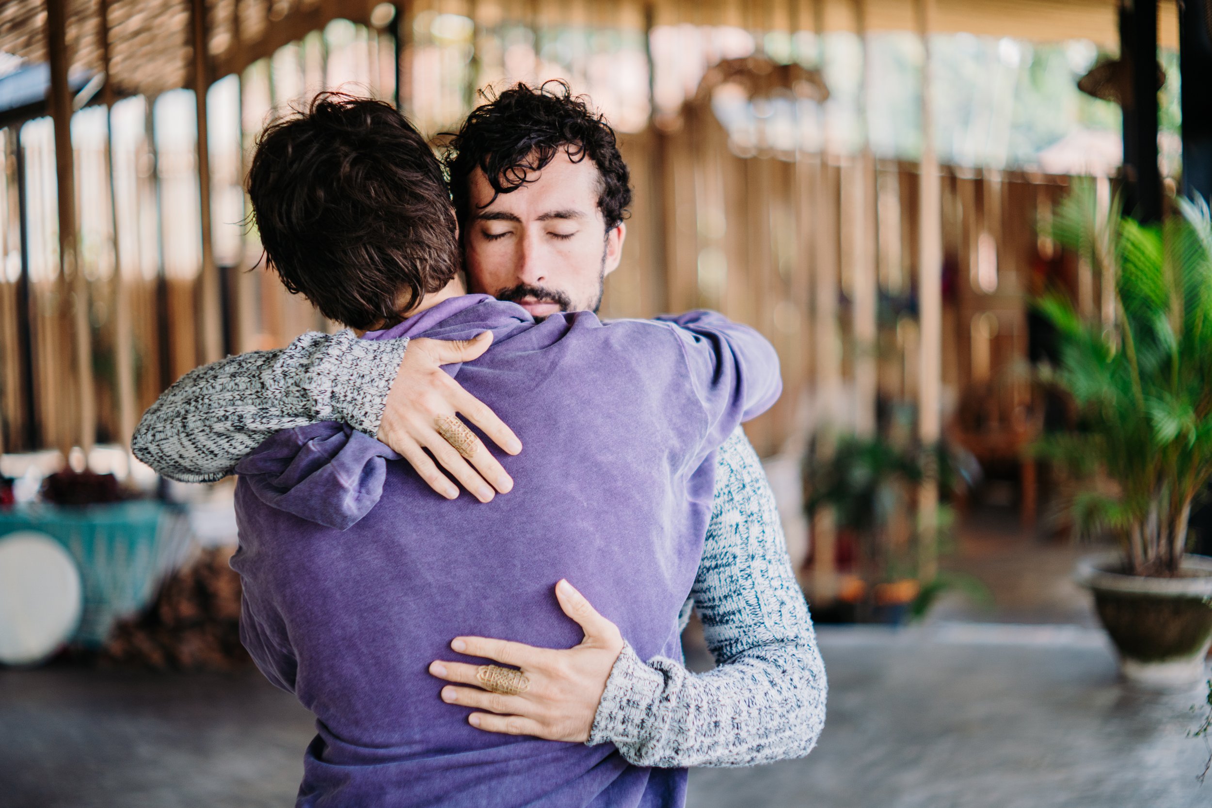 Building Strong Connections: The Arka Brotherhood and the Power of a Weekly Men’s Group