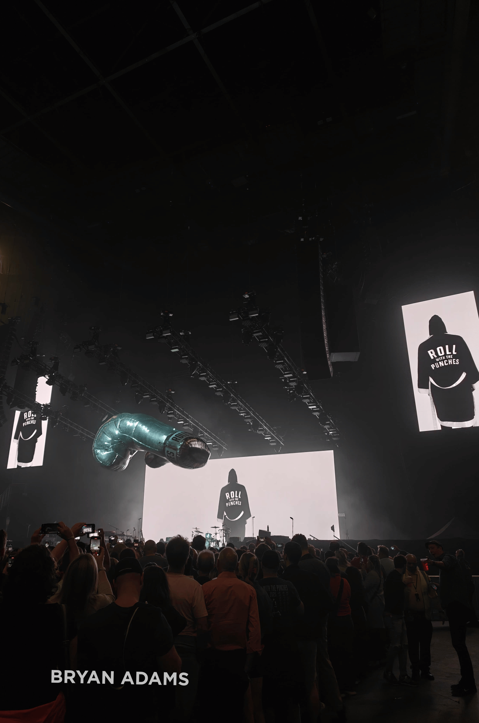 BRYAN_ADAMS_2025