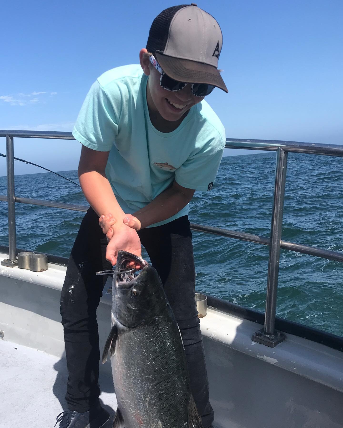 A few nice ones for the group today! We finished with 14 salmon to 25 lbs for 12 anglers! #fishemeryville #pacificpearlcharters.com #salmon #sfbayareafishing #fishing #thisiswhy