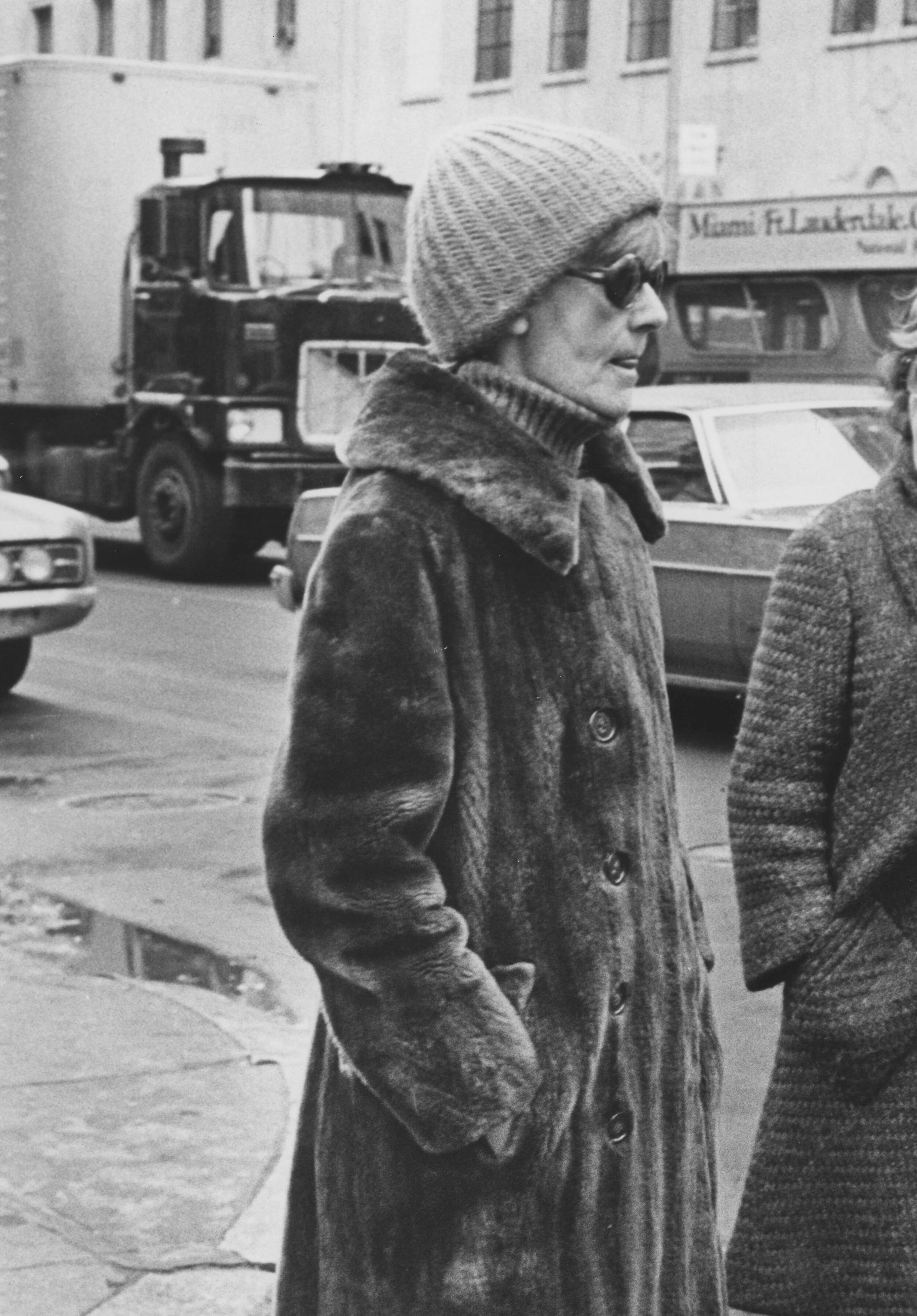 Image-3-Greta-Garbo-in-nutria-coat-NYC-1978--THE-TIMES-OF-BILL-CUNNINGHAM---Courtesy-of-Greenwich-Entertainment (1).jpg