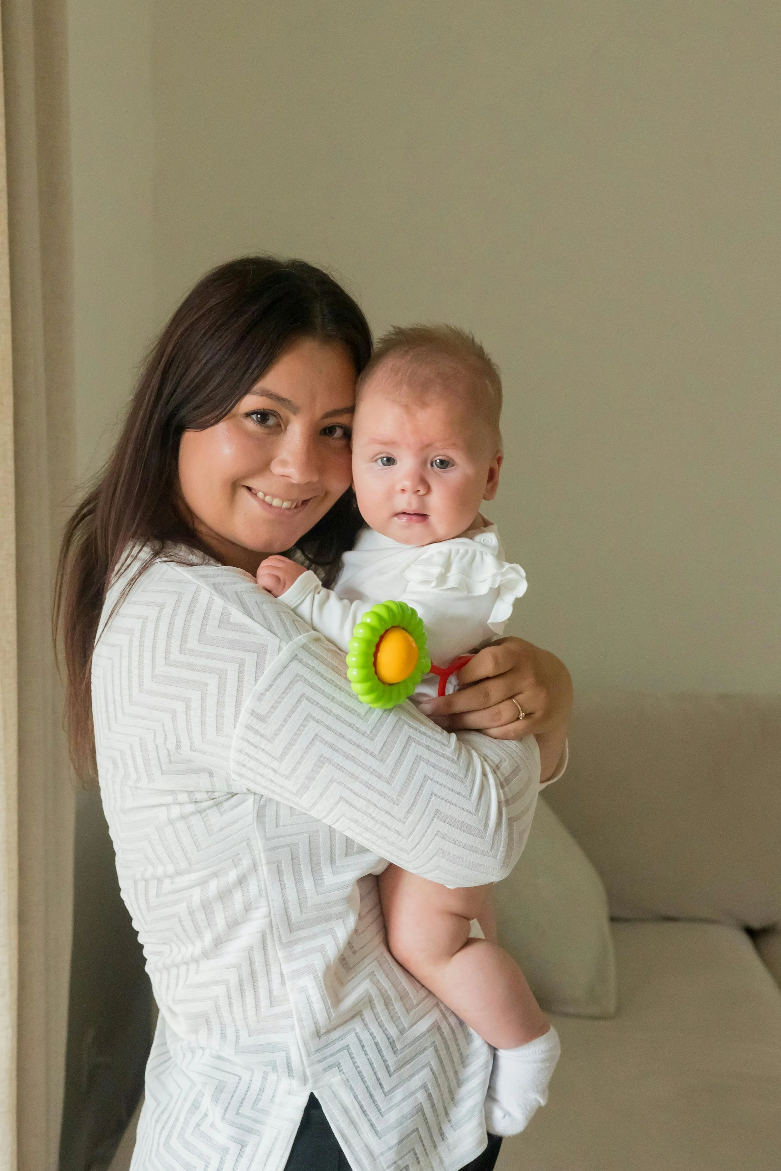Photo of mum and baby, mum with postpartum anxiety