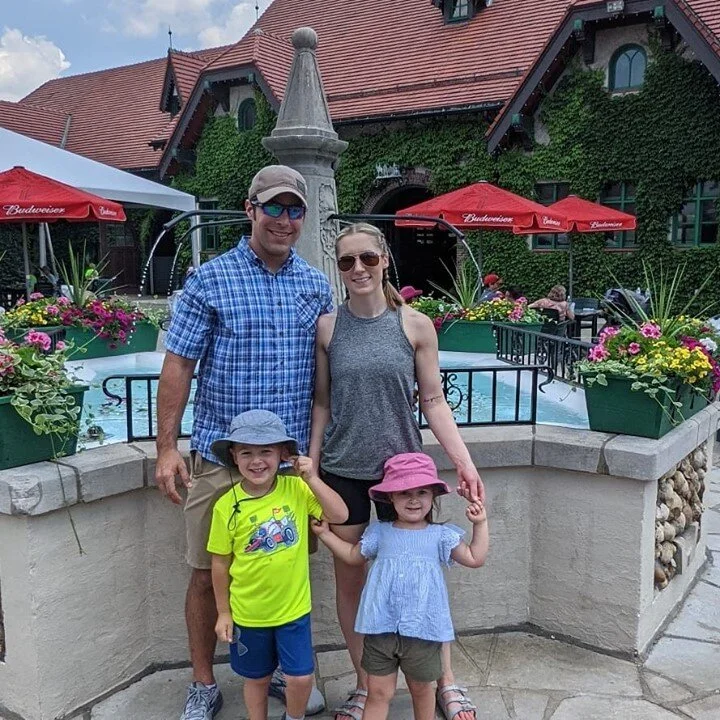 MEMBER OF THE MONTH SPOTLIGHT
Get to know Gretchen!

1. What brought you to ECF and what keeps you coming back?
A combination of my husband trying to convince me to start CrossFit for 5+ years, Tarah Craft, and encouragement from my boss to care for 