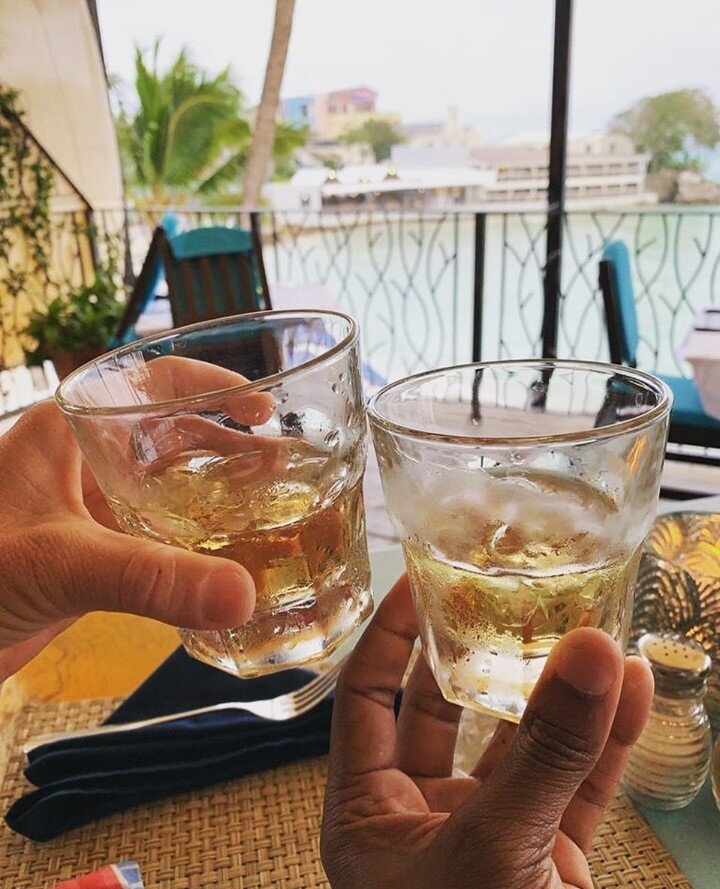 Great shot from Saturday's World Whisky day - here's a repost from @liquidcrusades 📸⁠
⁠
Happy International World Whiskey Day ⁠
#cheers ⁠
⁠
#whiskey #holiday #spirits #funtimes #celebrate #jointhecrusades rum_mal castaways.barbados