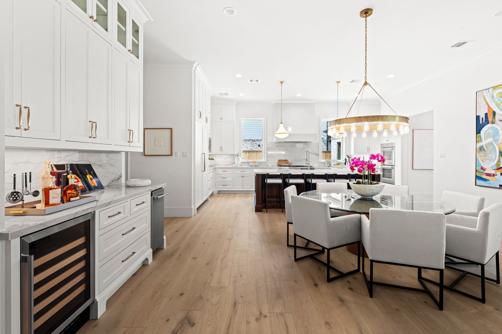 20-web-or-mls-Paragon - 1614 Lynnview Dr-23.jpg