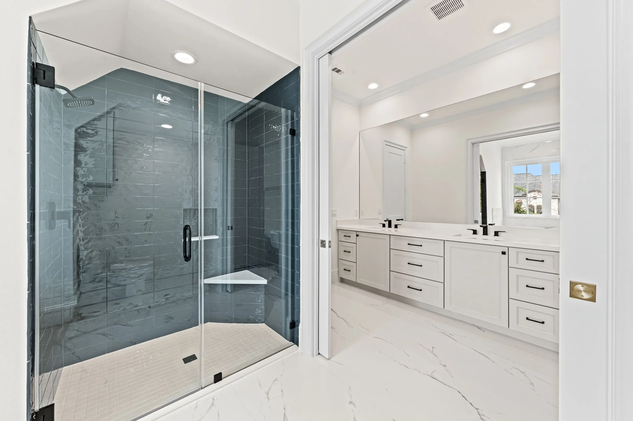 46-web-or-mls-Paragon - 1614 Lynnview Dr-38.jpg