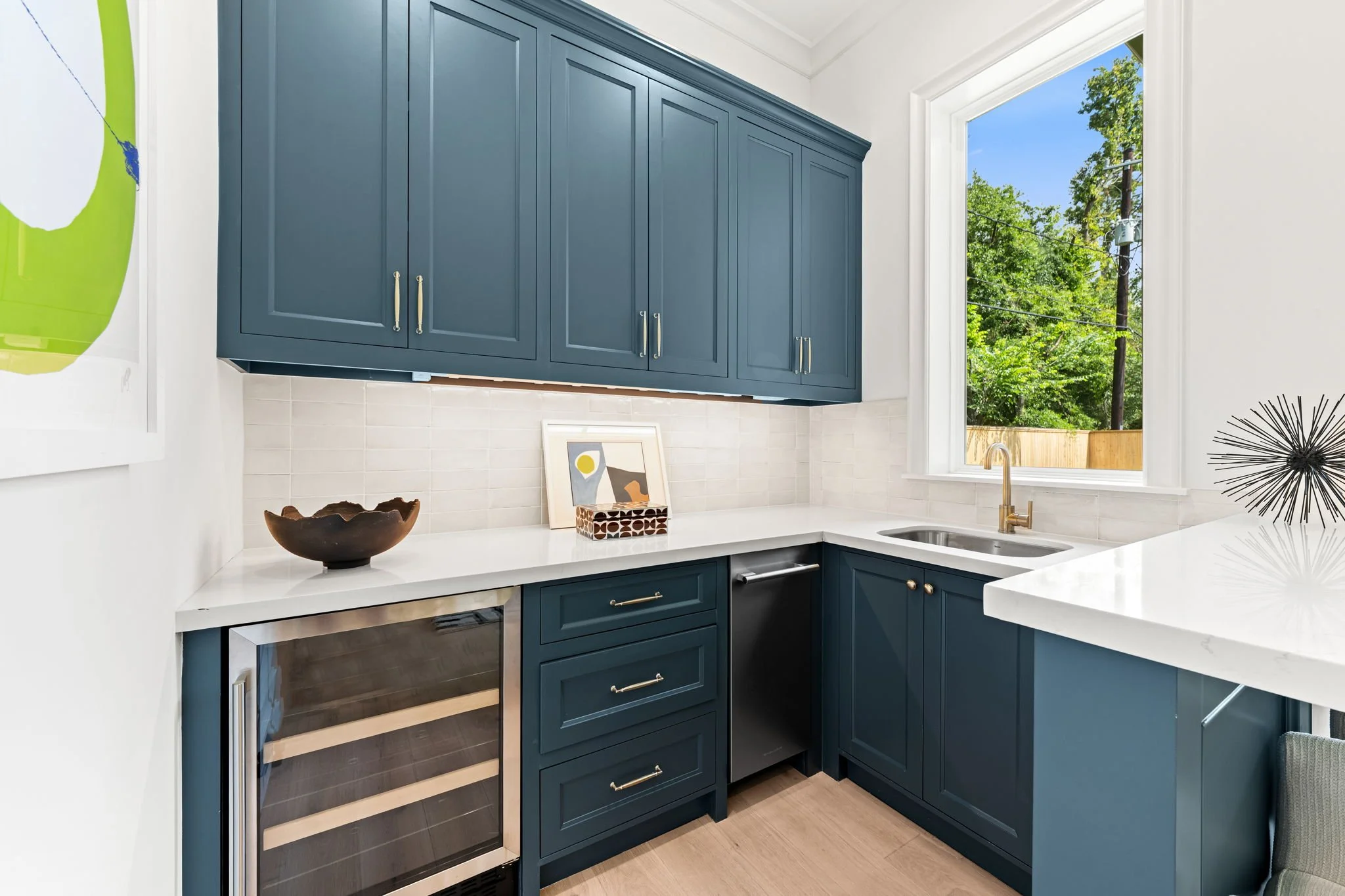 27-web-or-mls-Paragon - 1614 Lynnview Dr-17.jpg