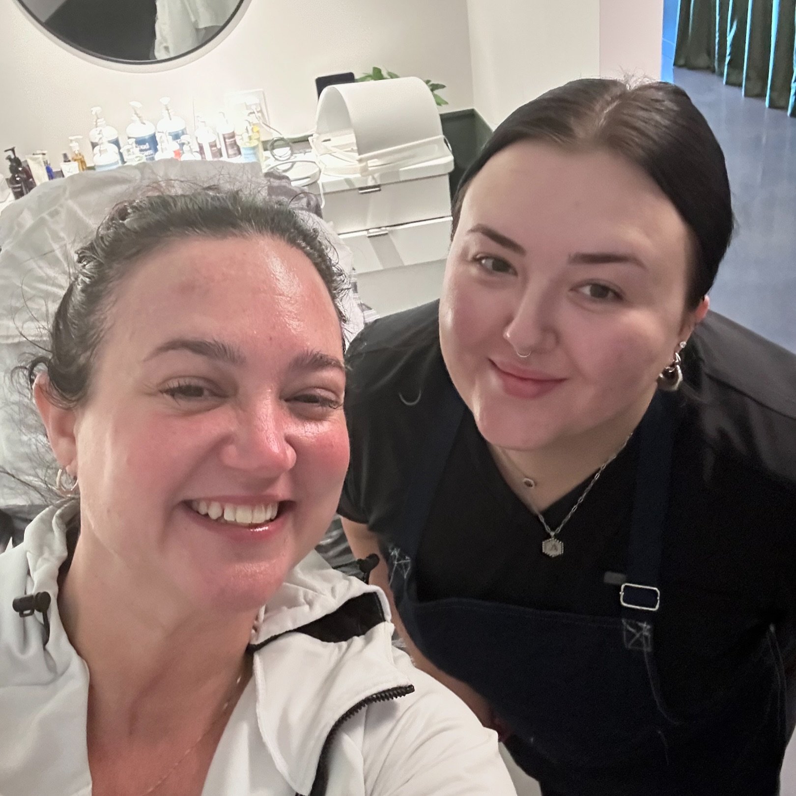 First facial with @heydayskincare today, a new biz that just opened in Woodbury! I am a marketing consultant for the local owners and I love that this franchise has come to Minnesota!  Their membership model is the most flexible one I have ever seen.