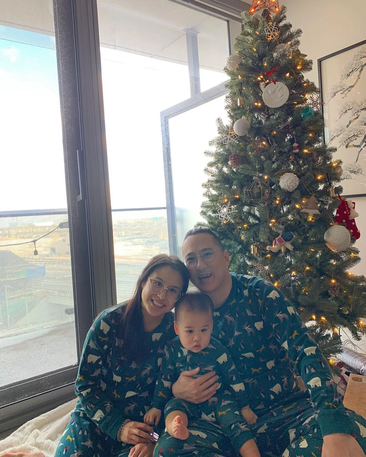 Merry Christmas!🎄🎁❤️
.
Wishing everyone the very best holiday season!❤️❤️❤️
.
#merrychristmas2022