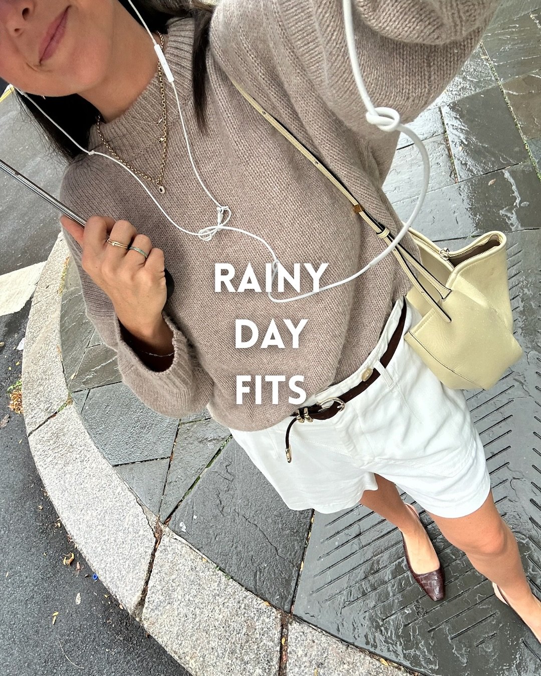 Getting dressed on a rainy day doesn&rsquo;t have to mean sweats and giving up. Here are a few go-to outfit recipes and styling tips I follow when the weather&rsquo;s not on our side:

✔️ play with textures like leather or water-resistant fabrics
✔️ 