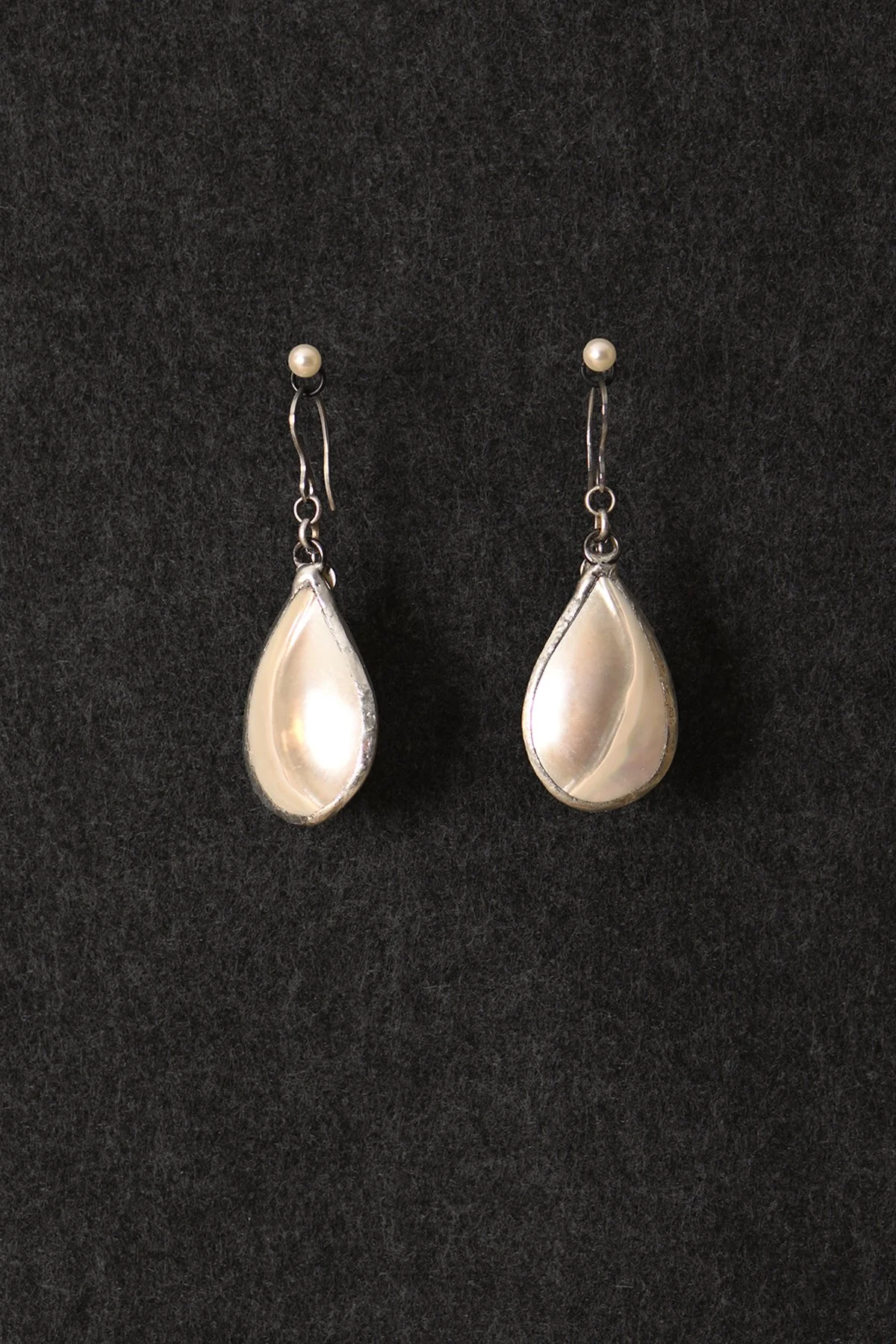 Goutte_Nacrée_Earrings.jpg