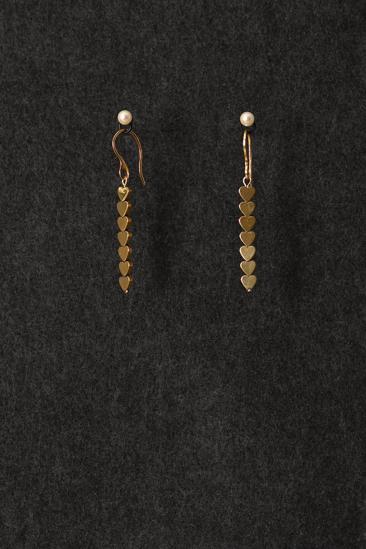 Sept_Coeurs_Dorés_Earrings.jpg