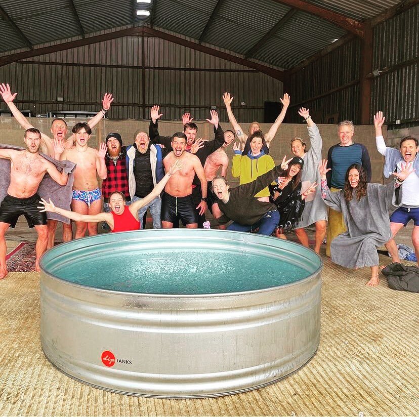 Love this shot from the #bemorehuman Experience at the @42acresretreat 

Be sure to check out @thenaturallifestylist Be More Human Book Preorder Competition 📖

#icebath #diptanks #takeadip #retreatlife #connected #empowered #rewilding #energy #compe