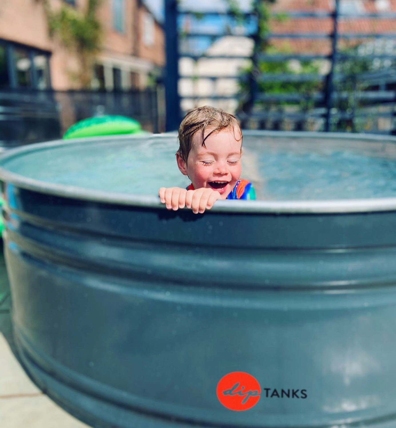 It half term&hellip;and we have sun! 👏 

Why do kids love playing in water so much? Just what is it about playing in water that makes it so appealing? 

&ldquo;There are eight sensory categories and water play involves three &mdash; auditory, visual