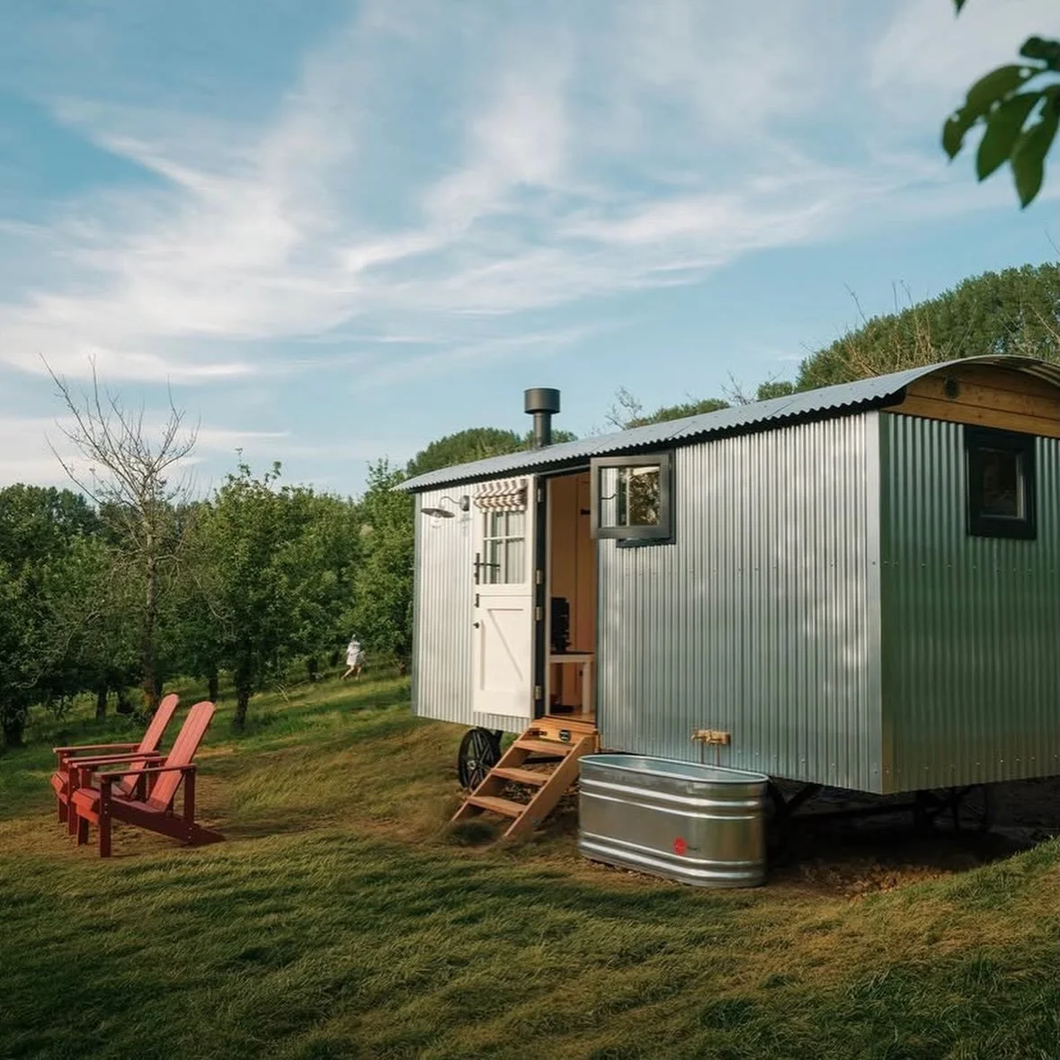 Some absolutely stunning pictures coming from @hadspenvalley 🌿 What an idyllic setting 🍎 Two beautiful, bespoke shepherd&rsquo;s huts privately positioned amongst the rows of apple trees. Carefully curated for two adults, they also have a kid&rsquo