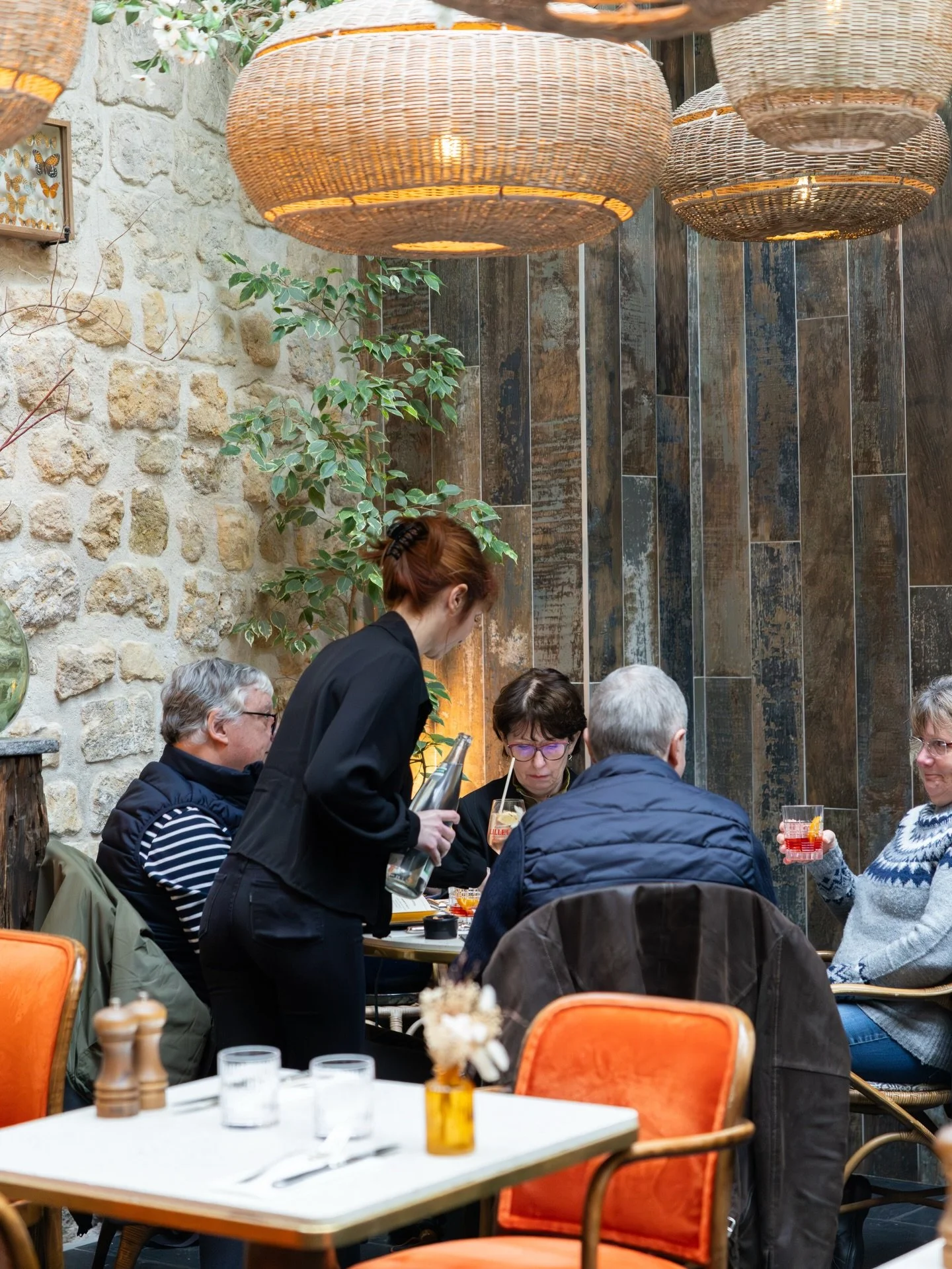Un repas en famille, un verre entre amis, un d&icirc;ner &agrave; deux. Mauricette vous accueille &agrave; L&rsquo;Isle-Adam, midi comme soir 🍴🍷

#restaurantlisleadam #restaurantvaldoise #valďoise #lisleadamtourisme #lisleadam