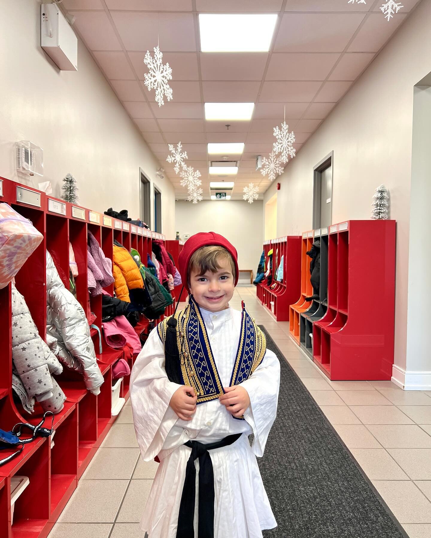 Today is Culture Day at Laurel 🌎 

a day where our students learn about the different cultures in Canada which helps them learn more about the world.

Pictured here is one of our Preschool students wearing a traditional Greek outfit 🇬🇷

*this pict