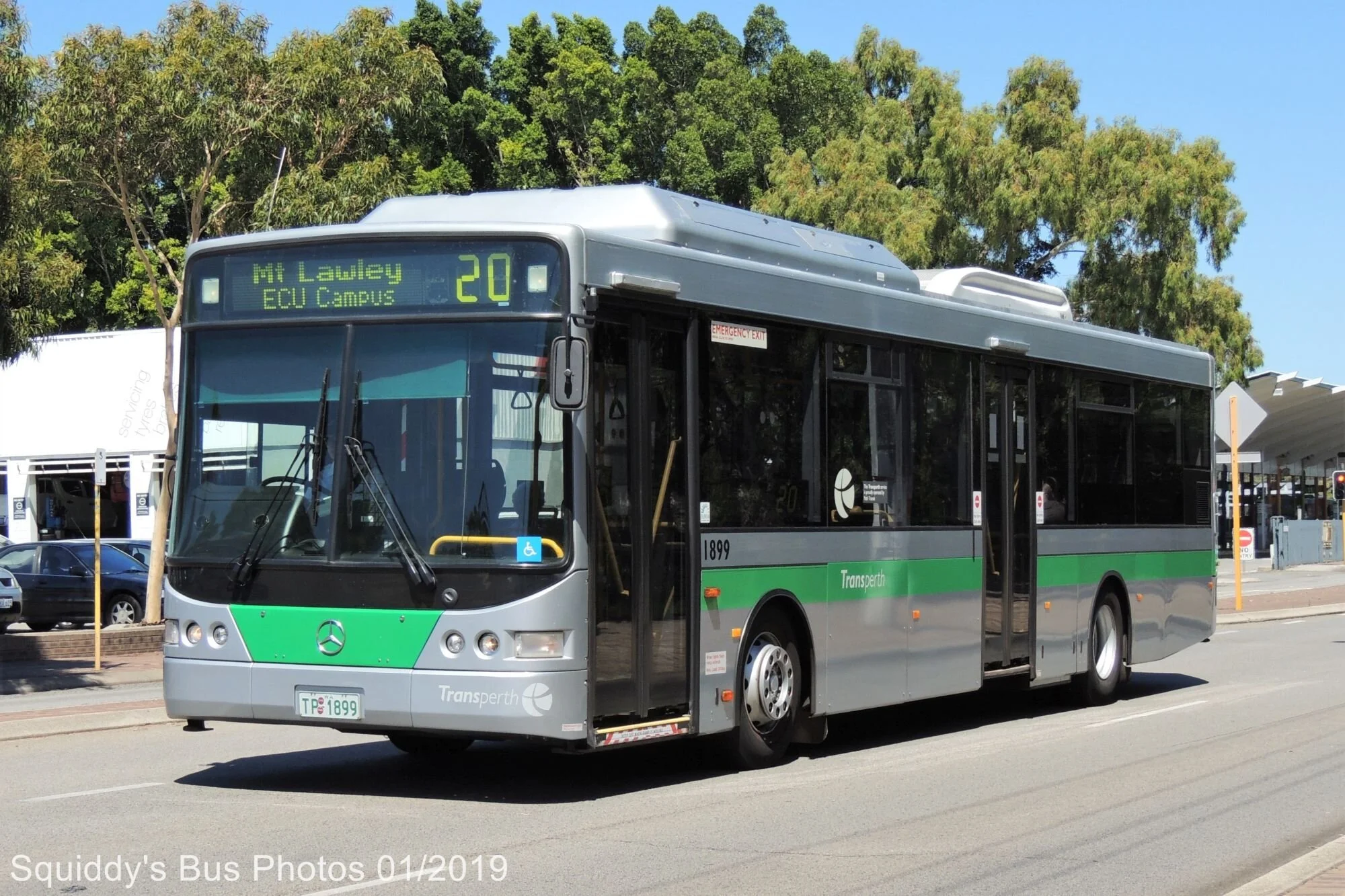 1800 Series — Squiddy's Bus Photos