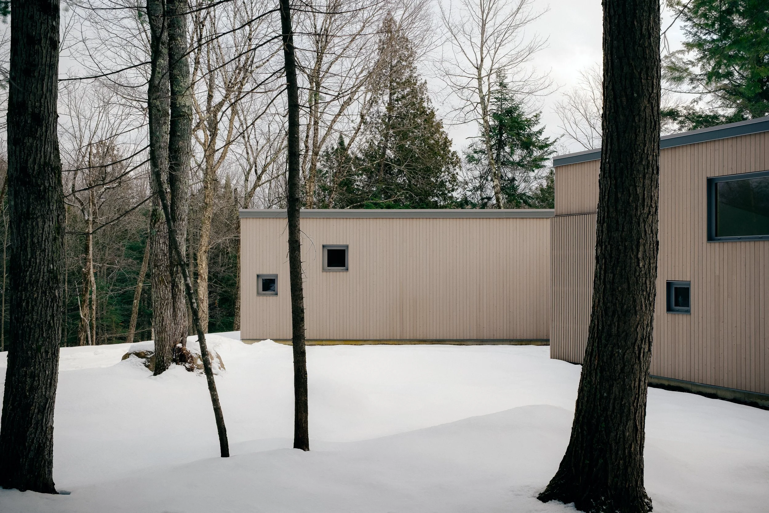 MaisonDuLacPerdu_RHA_©FelixMichaud_4848_web.jpg